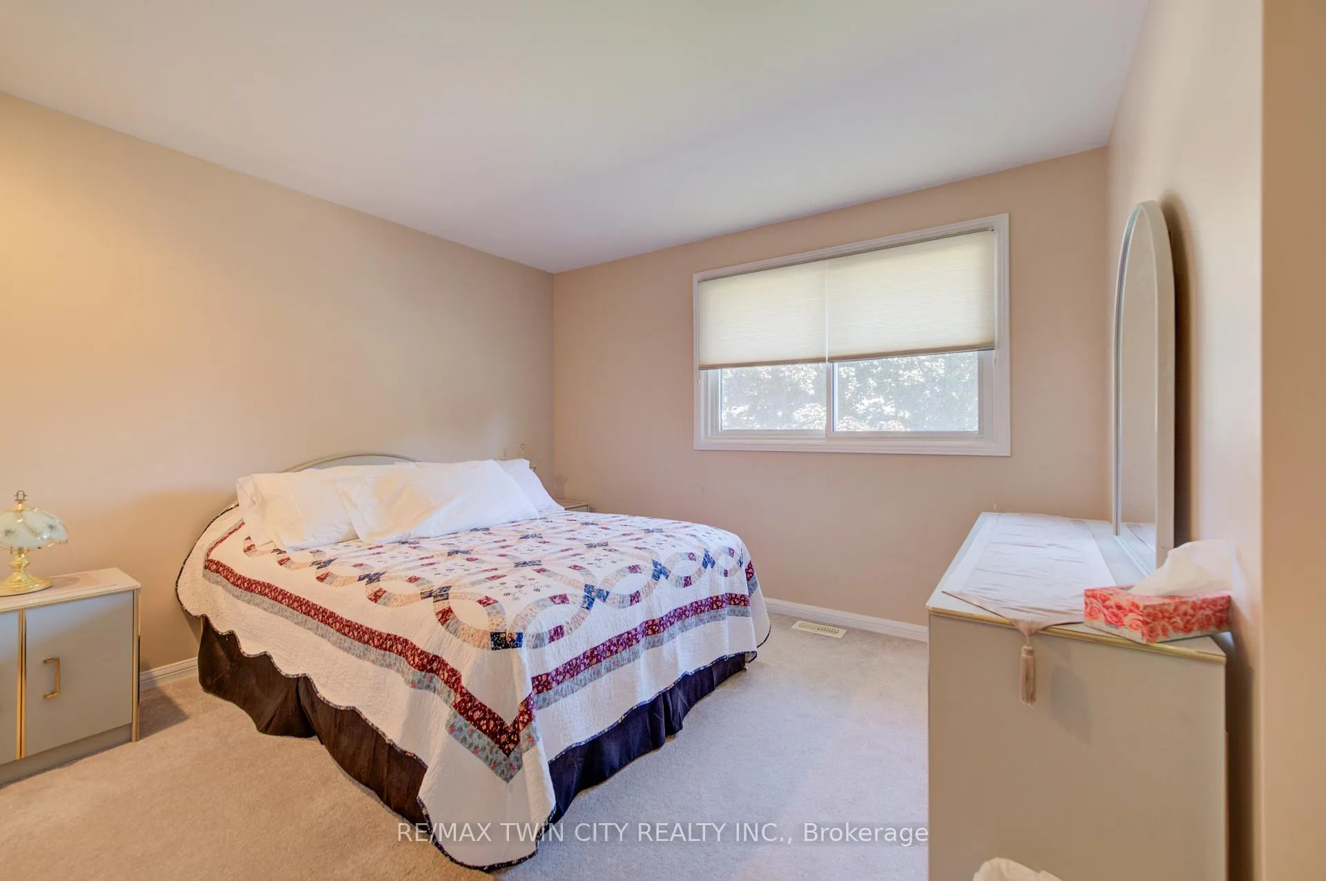 Photo 25 of 54 Stonegate Drive, Kitchener, Hidden Valley — HOMEH