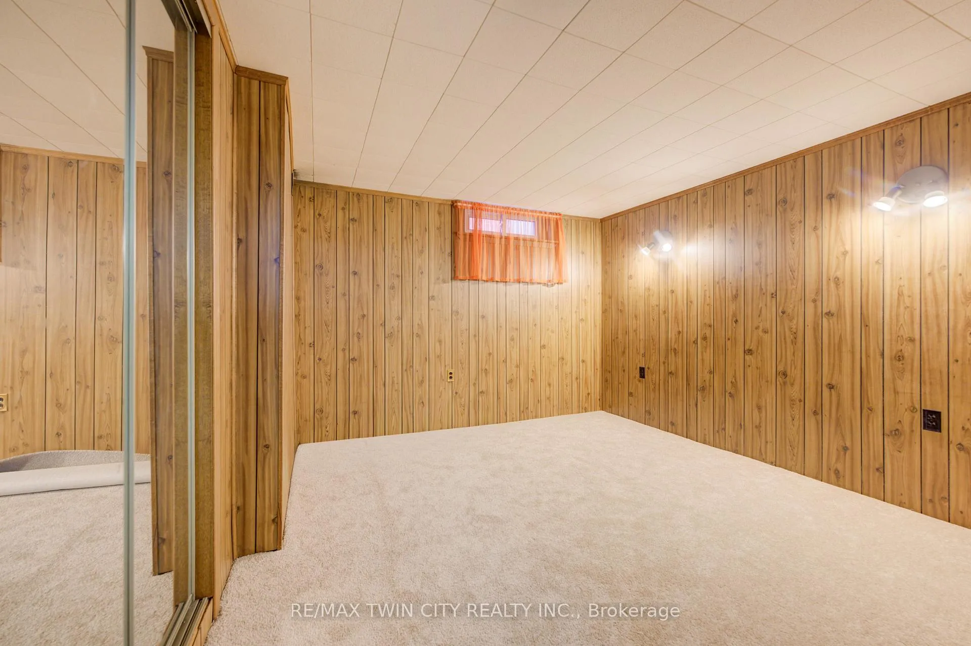 Photo 41 of 54 Stonegate Drive, Kitchener, Hidden Valley — HOMEH