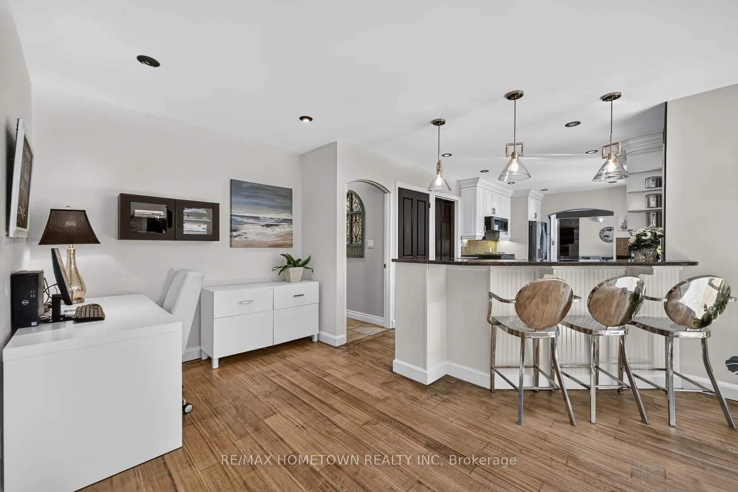 Photo 27 of 23 Pineview Road, Brockville, Brockville — HOMEH