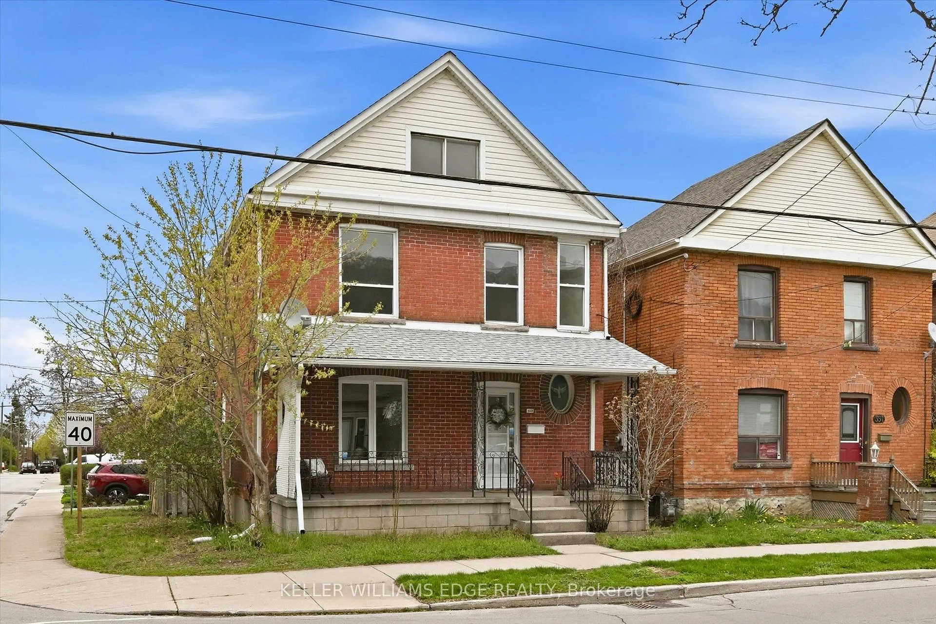 Photo 3 of 355 Cumberland Avenue, Hamilton, Blakeley — HOMEH