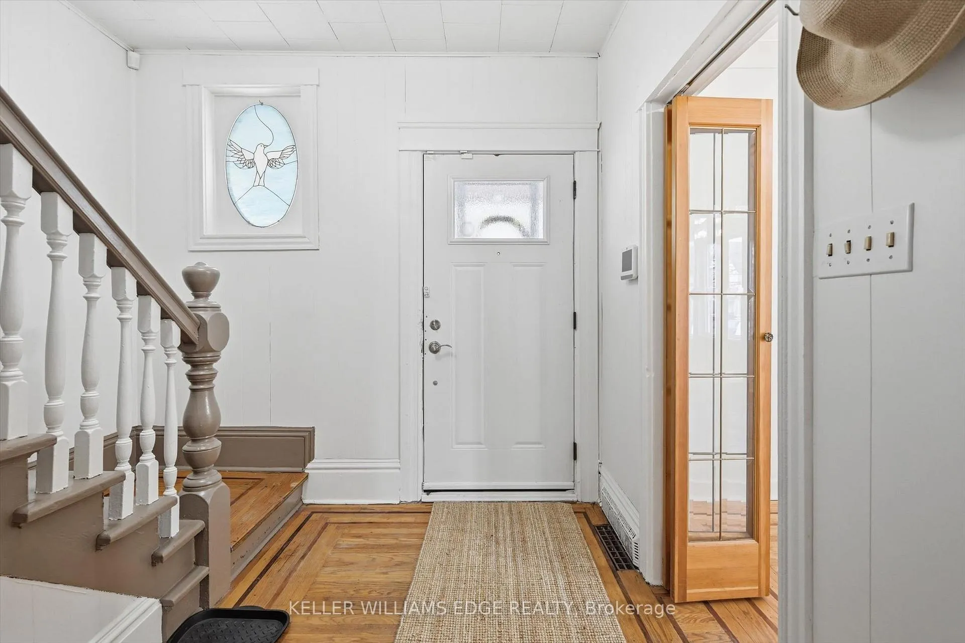 Photo 5 of 355 Cumberland Avenue, Hamilton, Blakeley — HOMEH