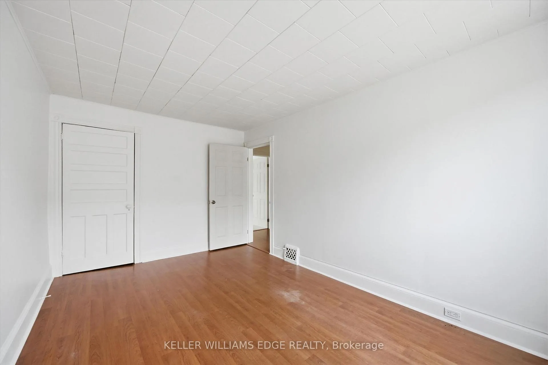 Photo 19 of 355 Cumberland Avenue, Hamilton, Blakeley — HOMEH