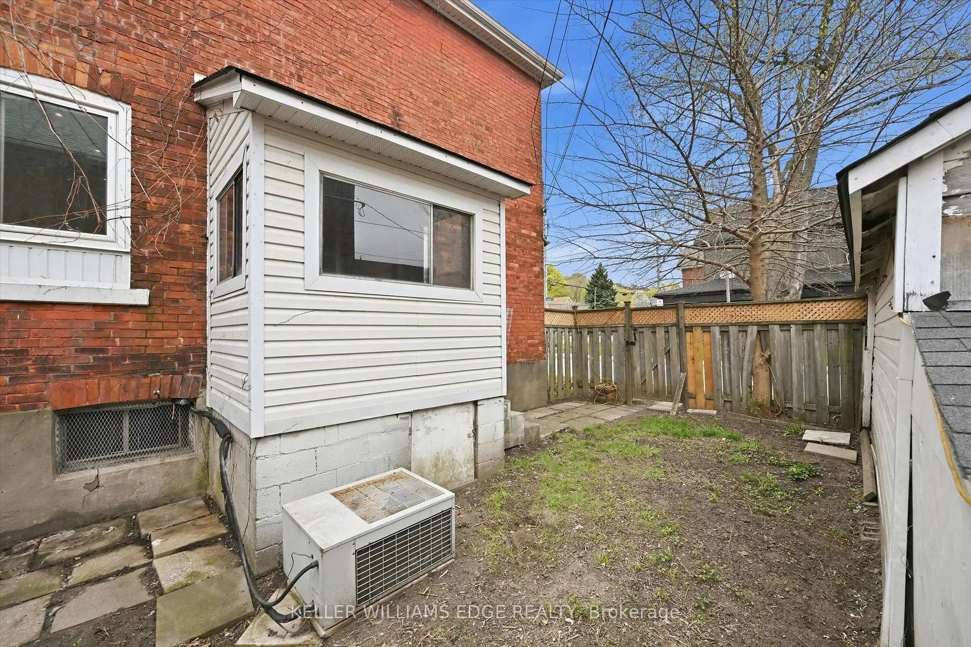 Photo 32 of 355 Cumberland Avenue, Hamilton, Blakeley — HOMEH