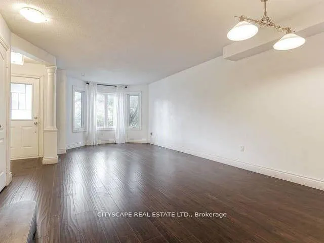 Photo 5 of 2163 Oakpoint Road, Oakville, West Oak Trails — HOMEH