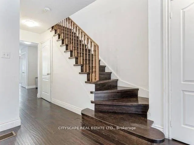 Photo 15 of 2163 Oakpoint Road, Oakville, West Oak Trails — HOMEH