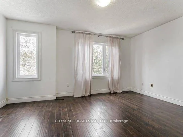Photo 17 of 2163 Oakpoint Road, Oakville, West Oak Trails — HOMEH