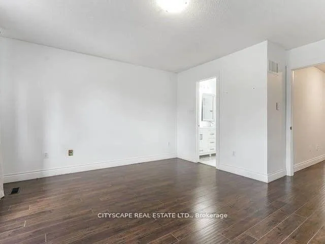 Photo 18 of 2163 Oakpoint Road, Oakville, West Oak Trails — HOMEH