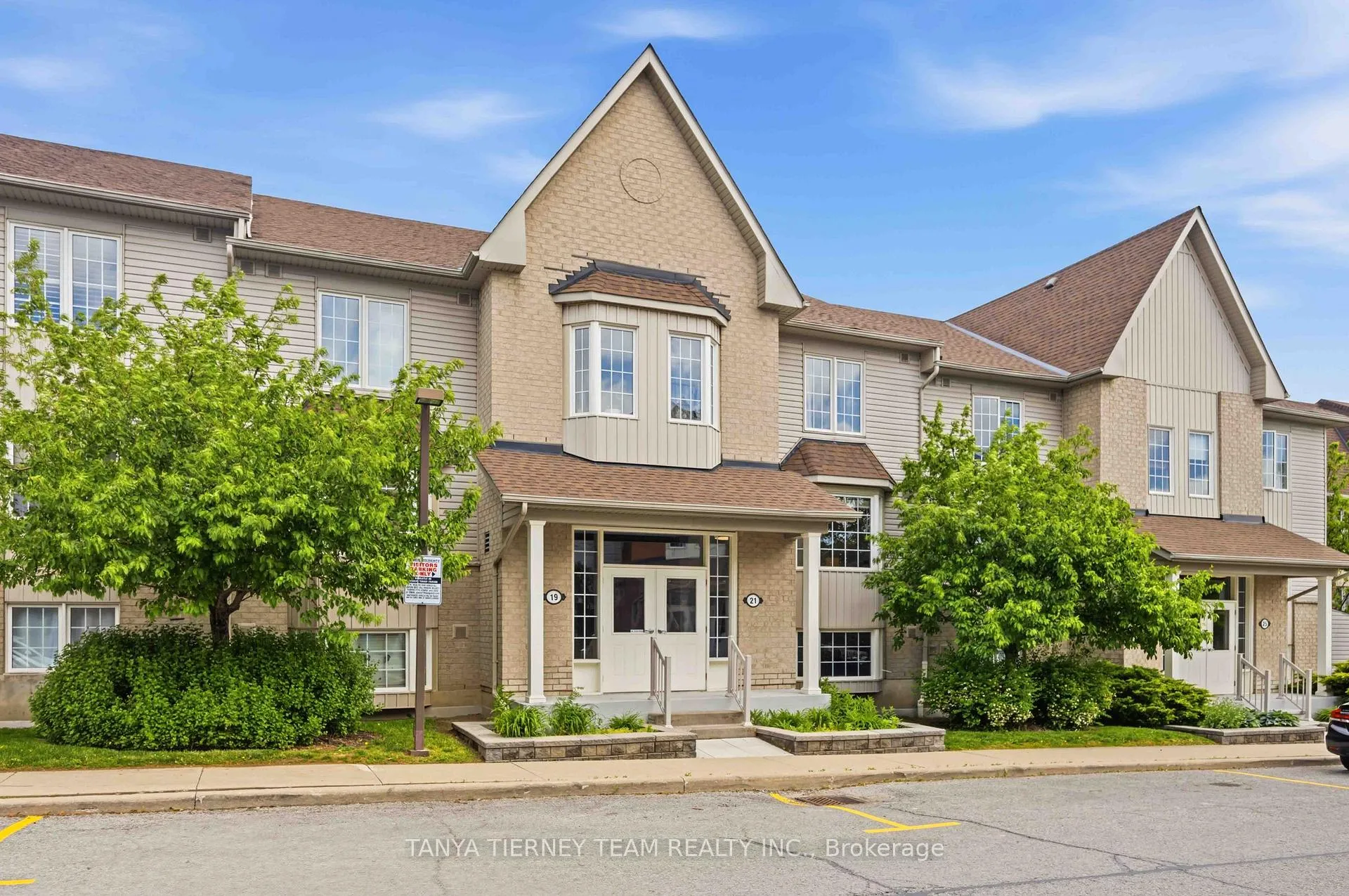 Photo 3 of Unit 2, 21 Petra Way, Whitby, Pringle Creek — HOMEH