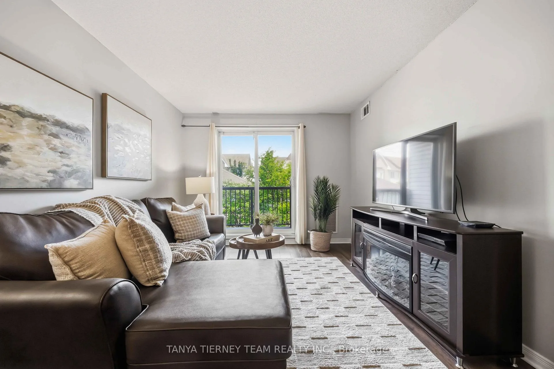 Photo 26 of Unit 2, 21 Petra Way, Whitby, Pringle Creek — HOMEH