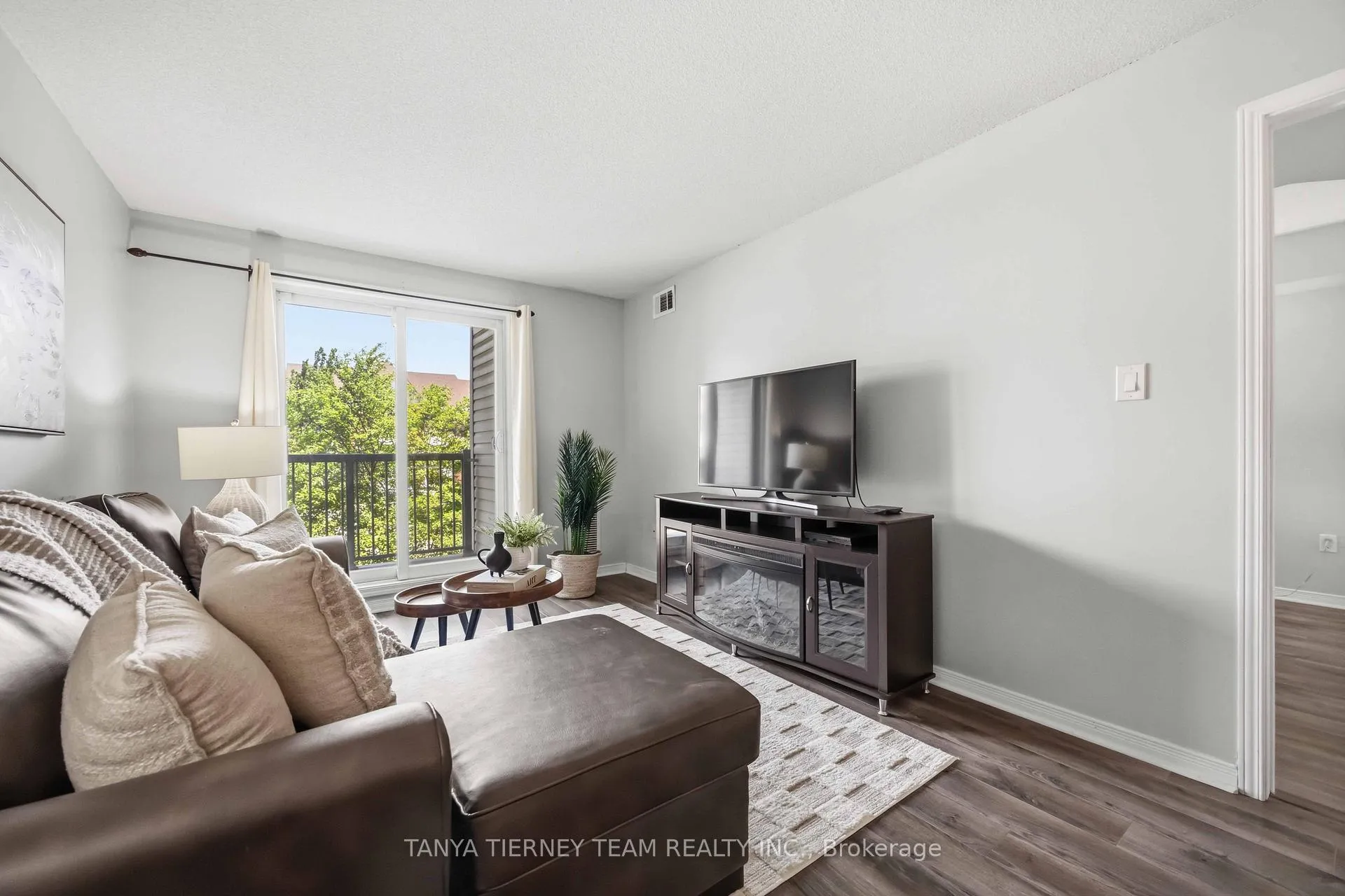 Photo 27 of Unit 2, 21 Petra Way, Whitby, Pringle Creek — HOMEH