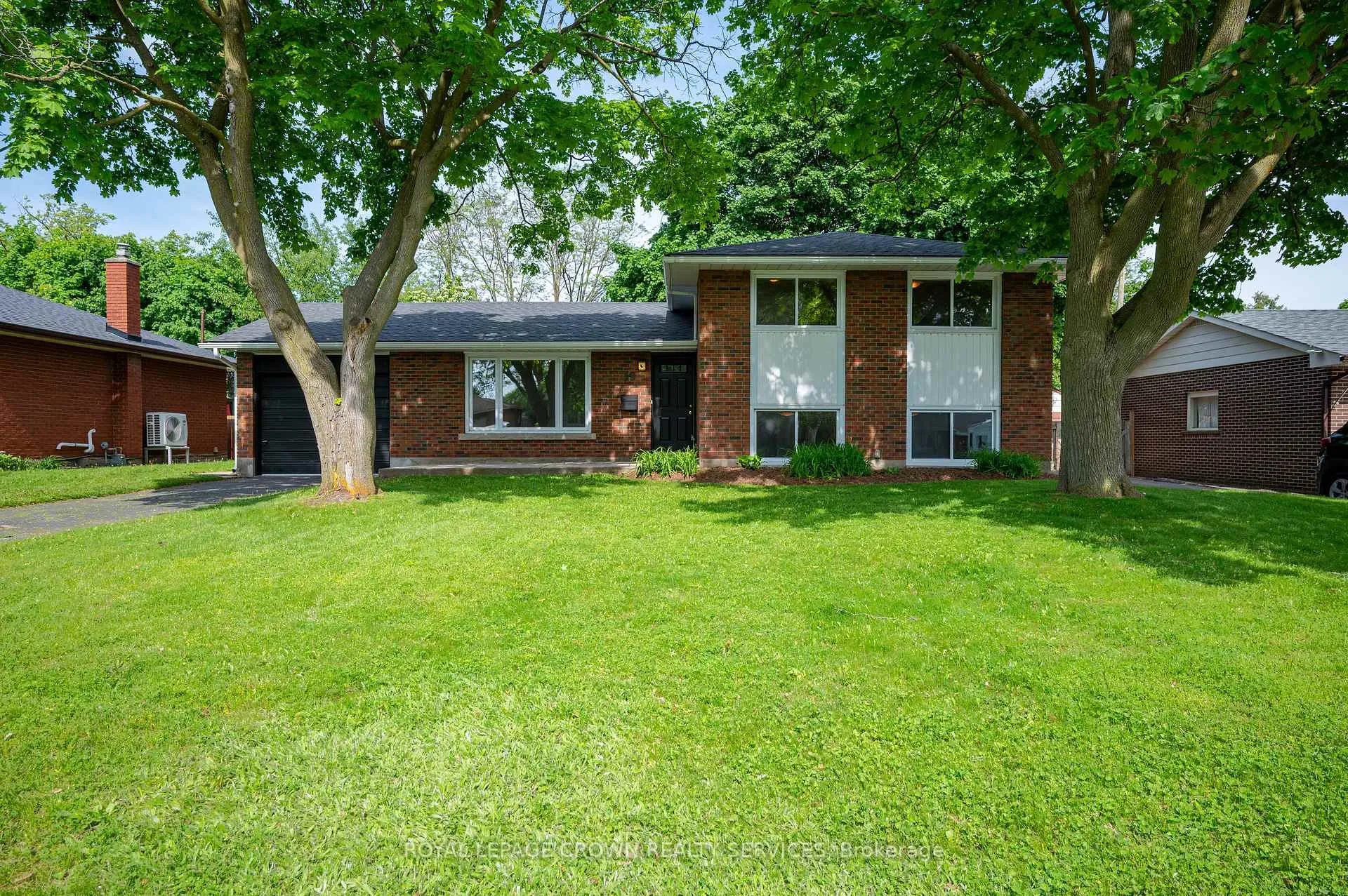 Photo 1 of 19 Taylor Avenue, Cambridge, East Galt — HOMEH