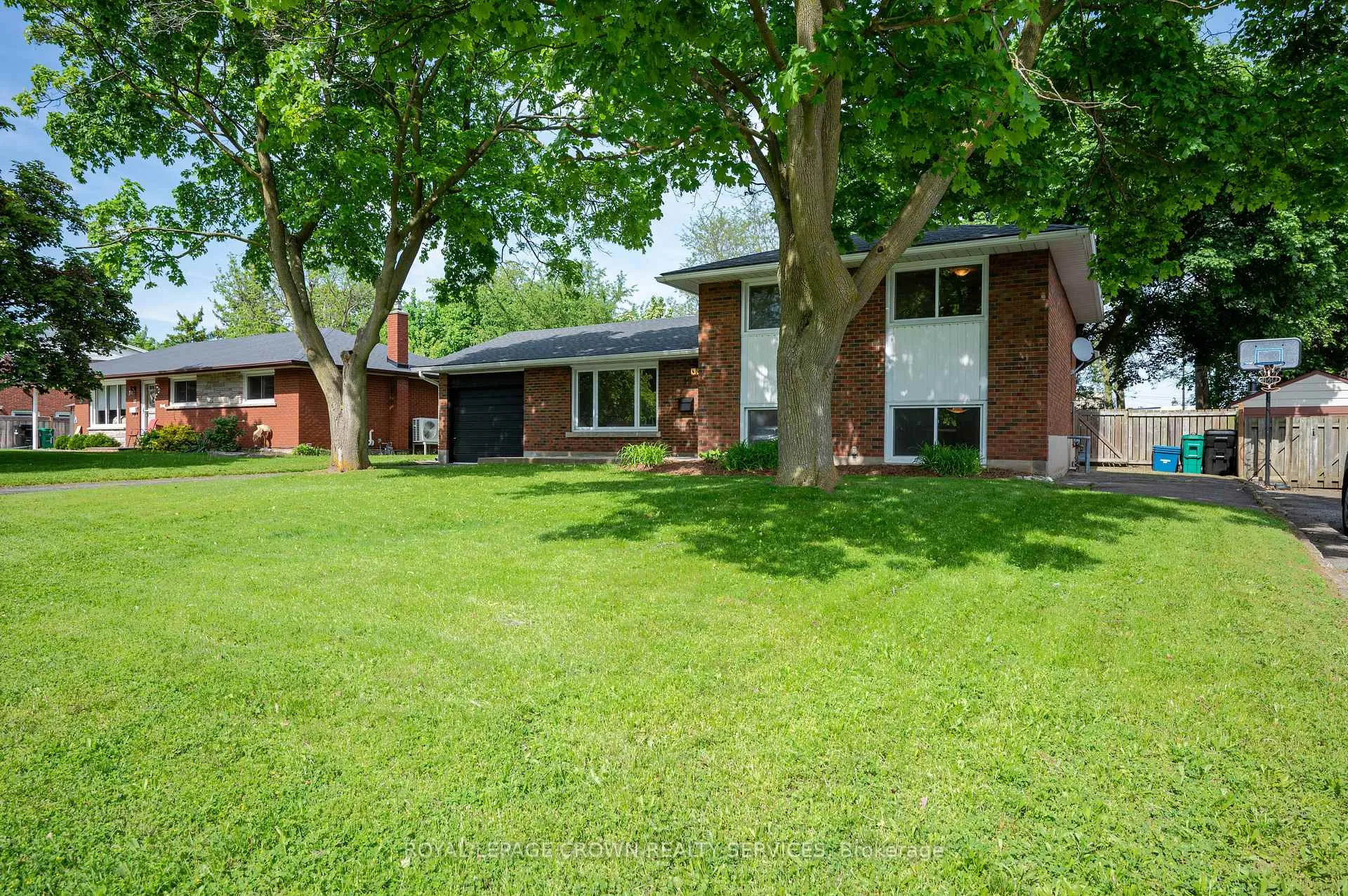 Photo 5 of 19 Taylor Avenue, Cambridge, East Galt — HOMEH