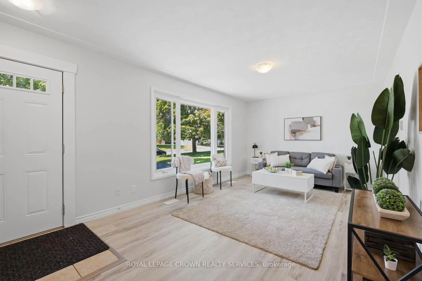 Photo 16 of 19 Taylor Avenue, Cambridge, East Galt — HOMEH