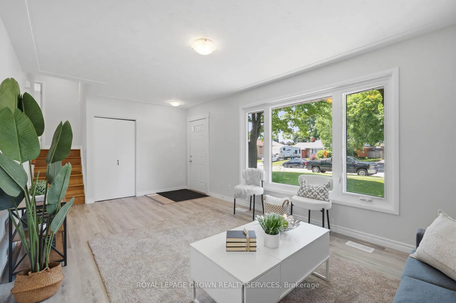 Photo 18 of 19 Taylor Avenue, Cambridge, East Galt — HOMEH