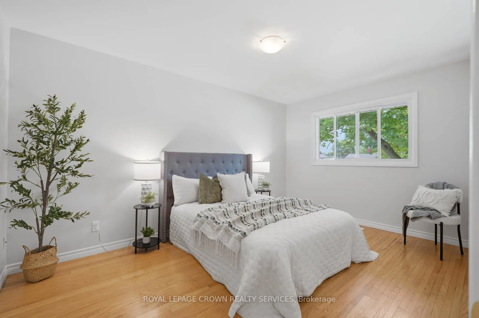 Photo 19 of 19 Taylor Avenue, Cambridge, East Galt — HOMEH