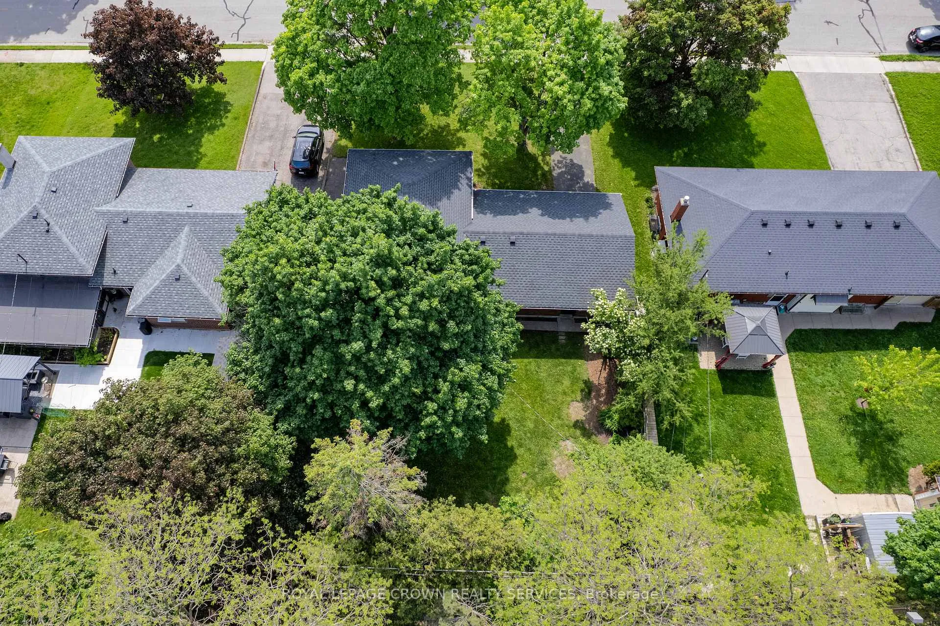 Photo 37 of 19 Taylor Avenue, Cambridge, East Galt — HOMEH