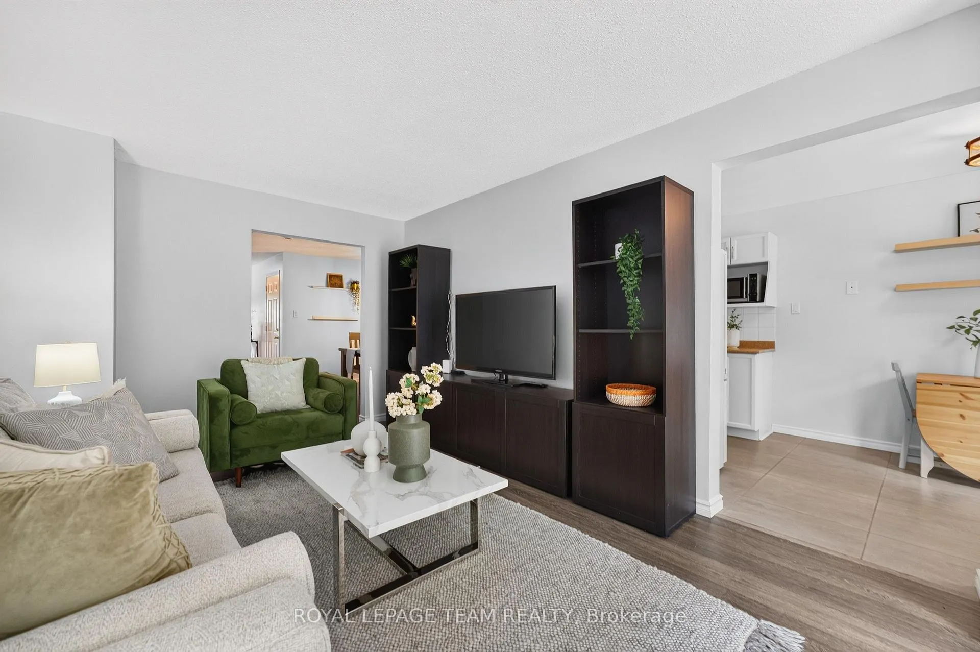 Photo 11 of 121 Cedarock Drive, Ottawa, Kanata - Bridlewood — HOMEH