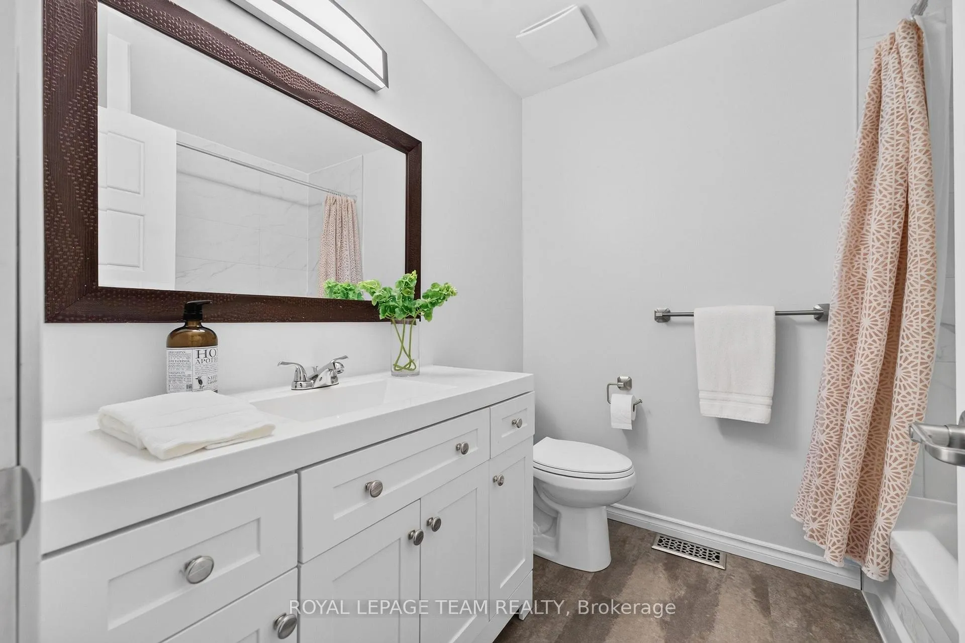 Photo 25 of 121 Cedarock Drive, Ottawa, Kanata - Bridlewood — HOMEH