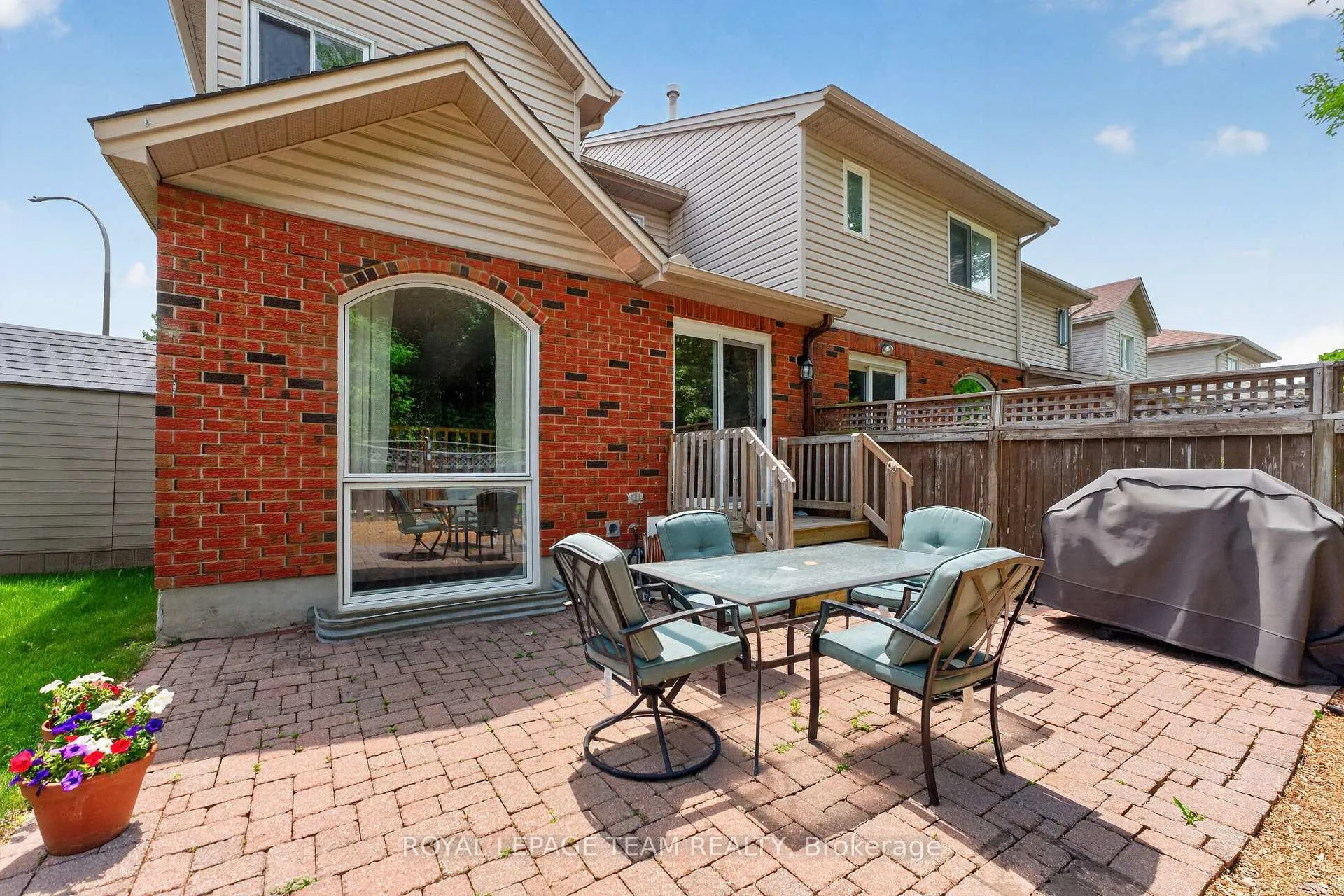 Photo 35 of 121 Cedarock Drive, Ottawa, Kanata - Bridlewood — HOMEH