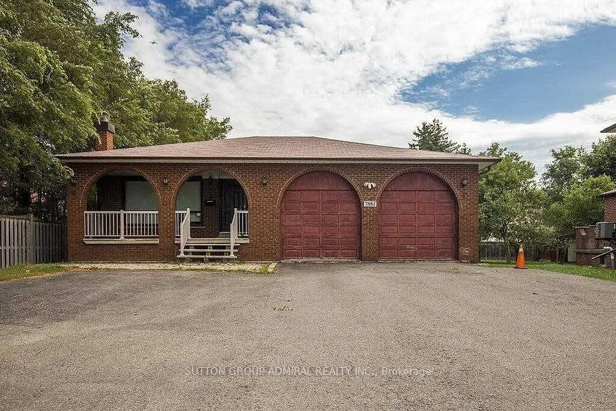 Photo 1 of Unit Main/Up, 7887 Dufferin Street, Vaughan, Beverley Glen — HOMEH