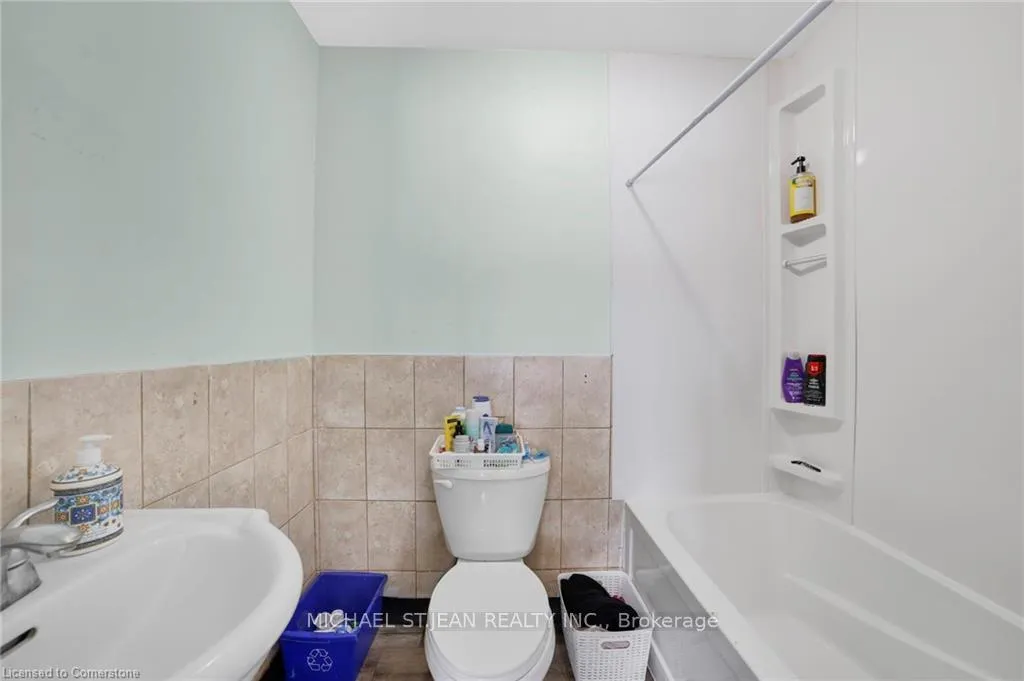 Photo 25 of 965 Highland Road E, Hamilton, Stoney Creek — HOMEH