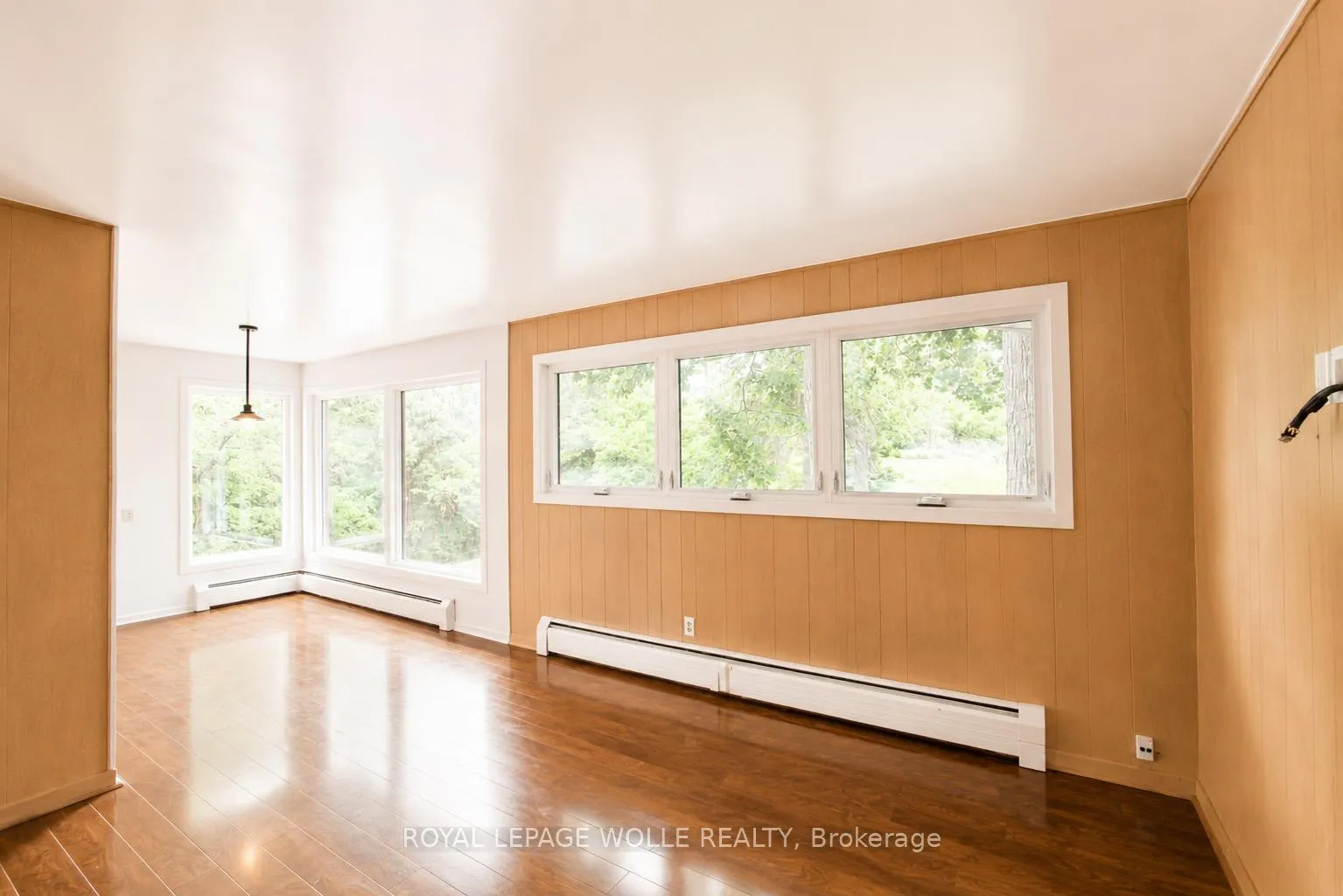 Photo 20 of 294 Algonquin Drive, Waterloo, Beechwood — HOMEH