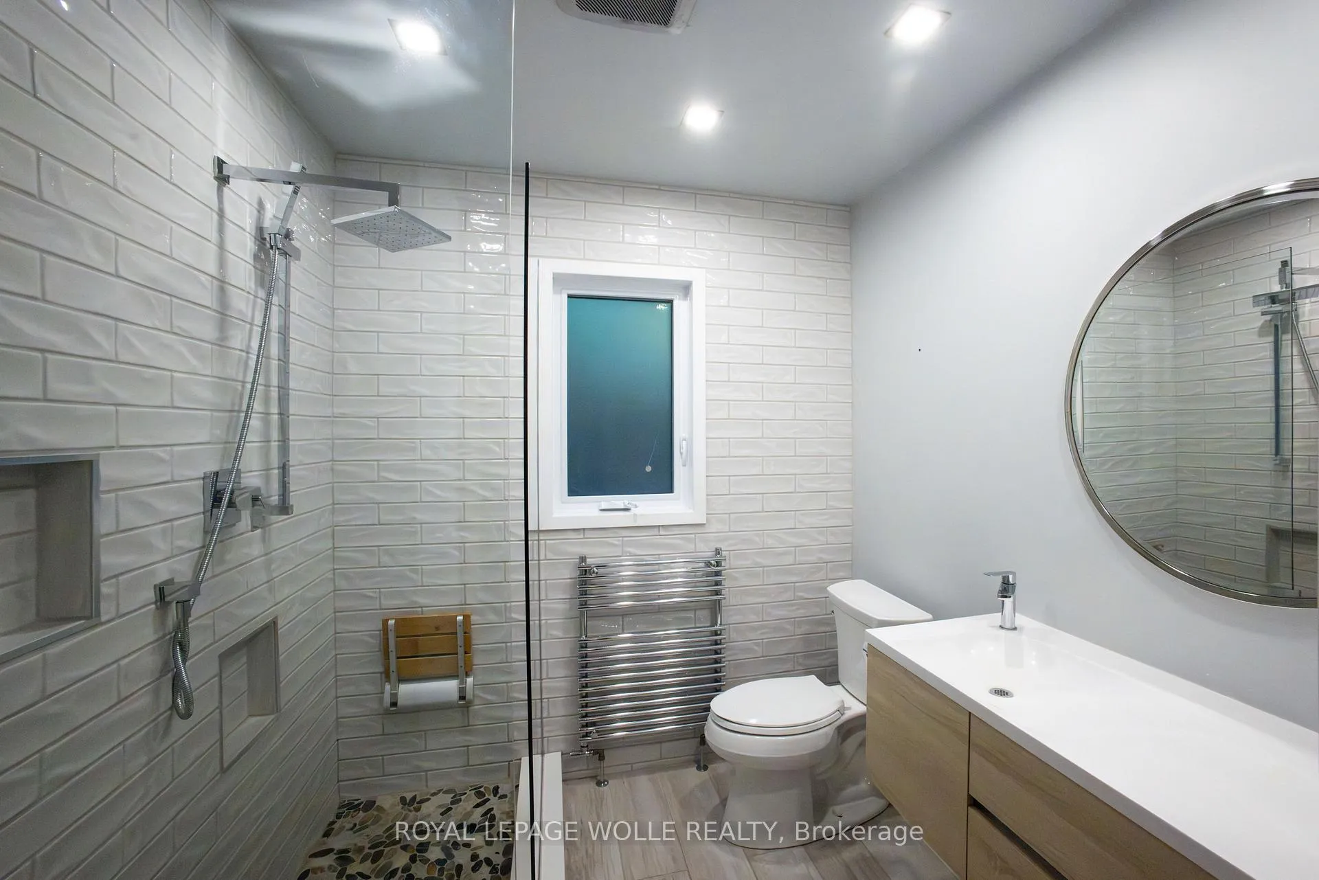 Photo 23 of 294 Algonquin Drive, Waterloo, Beechwood — HOMEH
