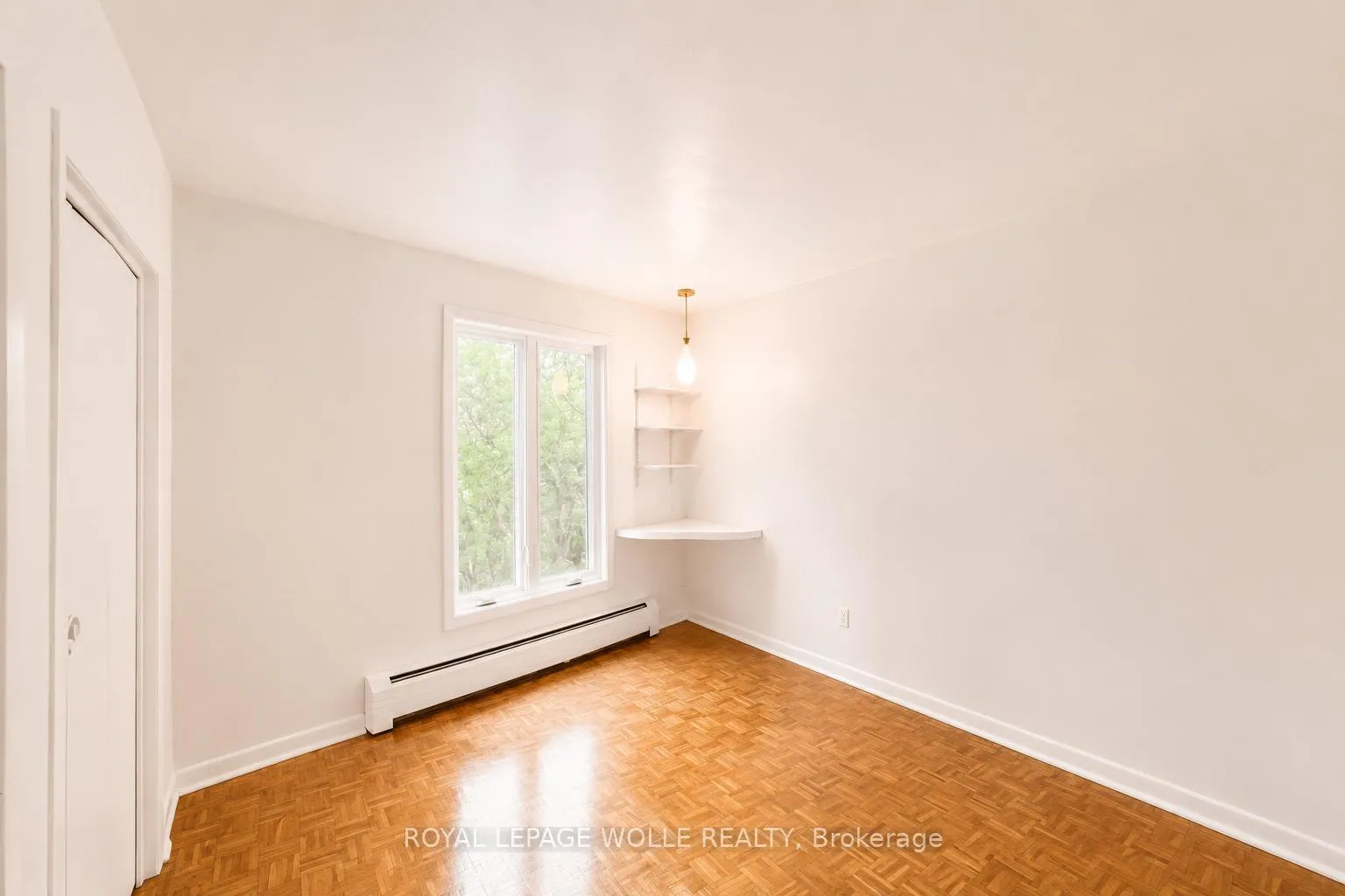 Photo 36 of 294 Algonquin Drive, Waterloo, Beechwood — HOMEH