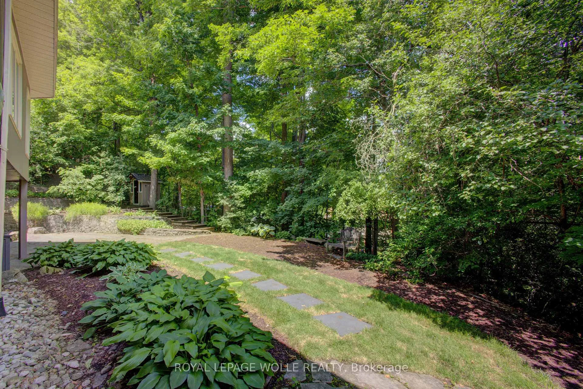Photo 38 of 294 Algonquin Drive, Waterloo, Beechwood — HOMEH