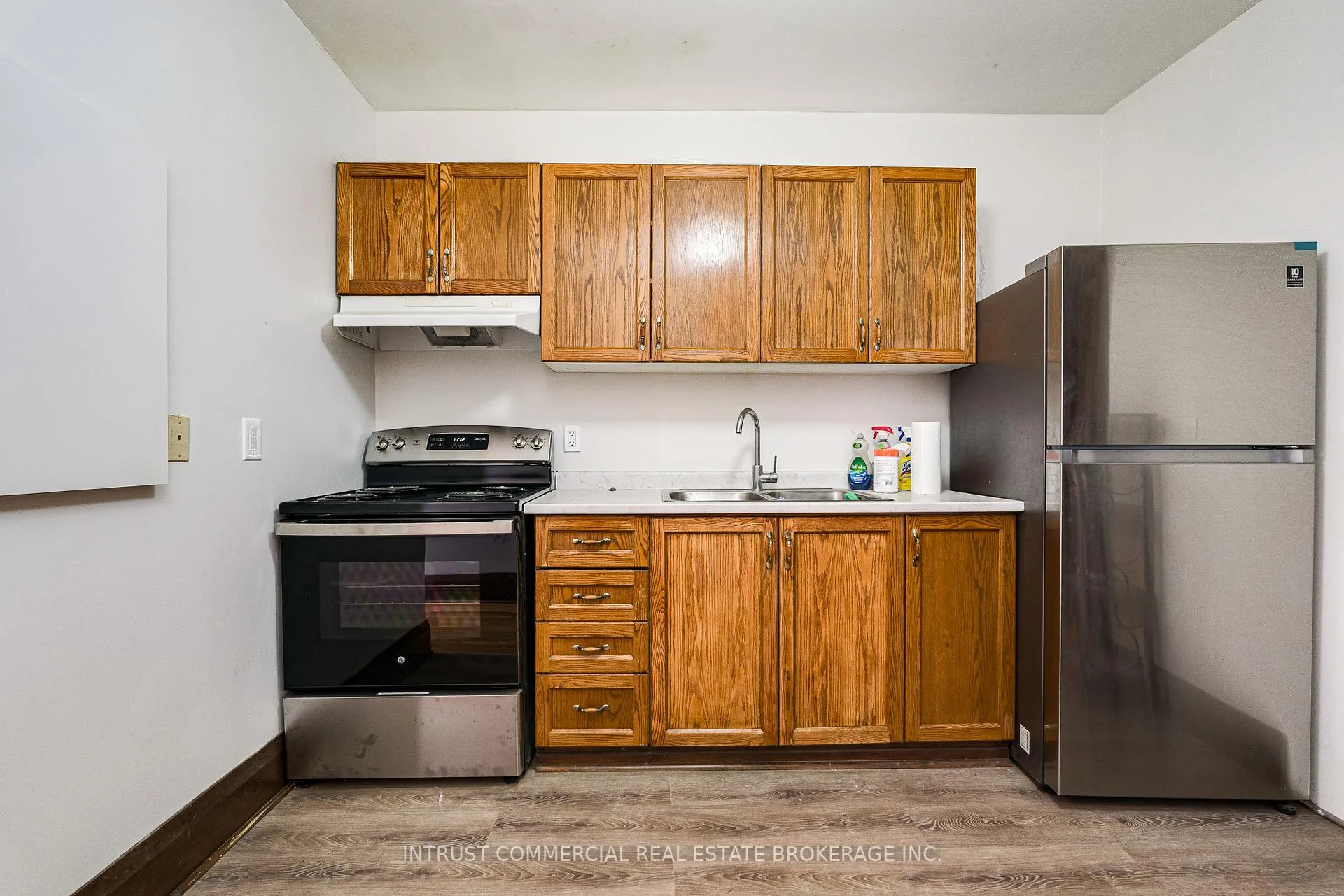 Photo 6 of Unit 2, 1852 Danforth Avenue, Toronto, Danforth — HOMEH