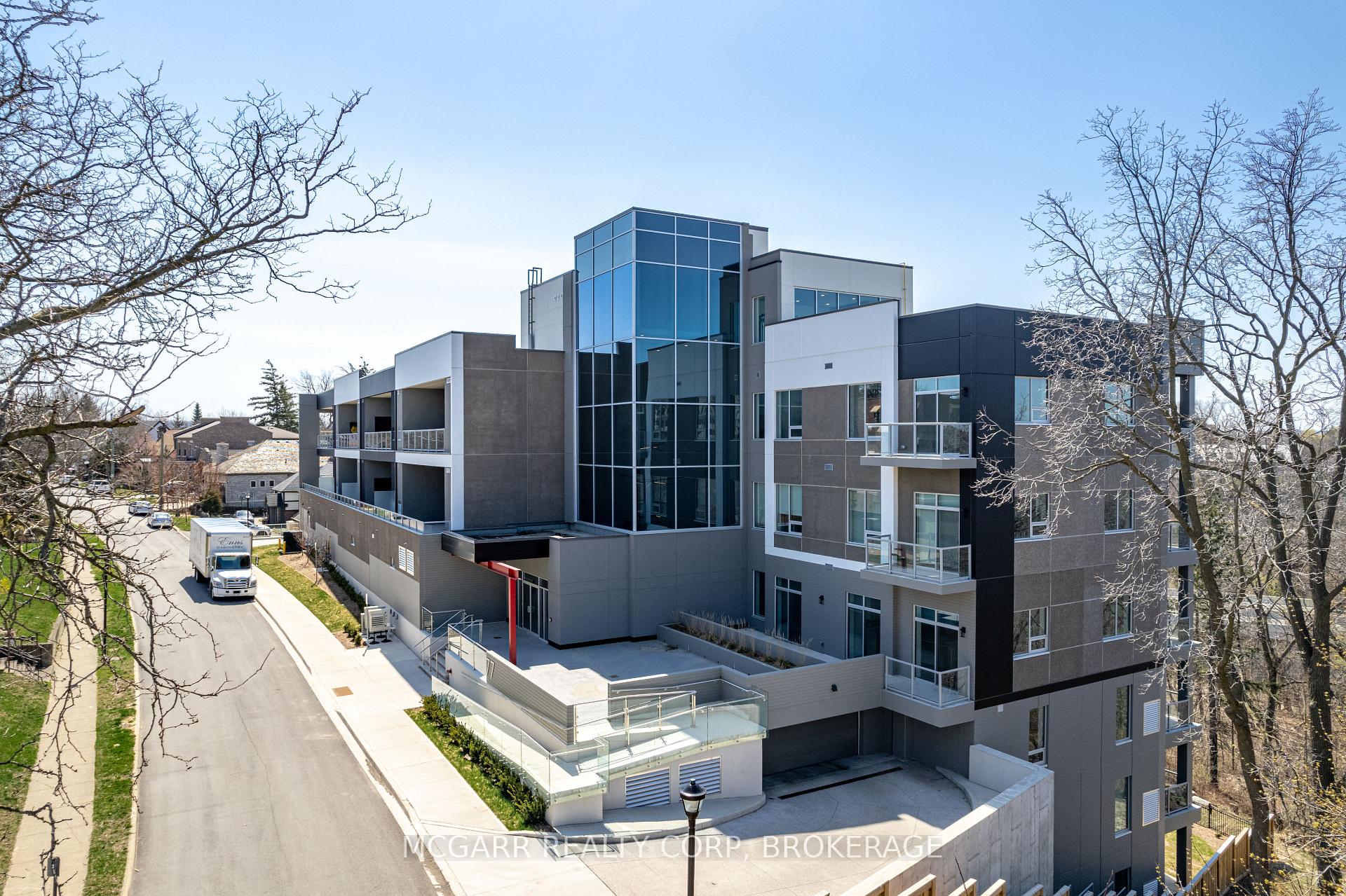 Photo of Unit 401, 77 Yates Street