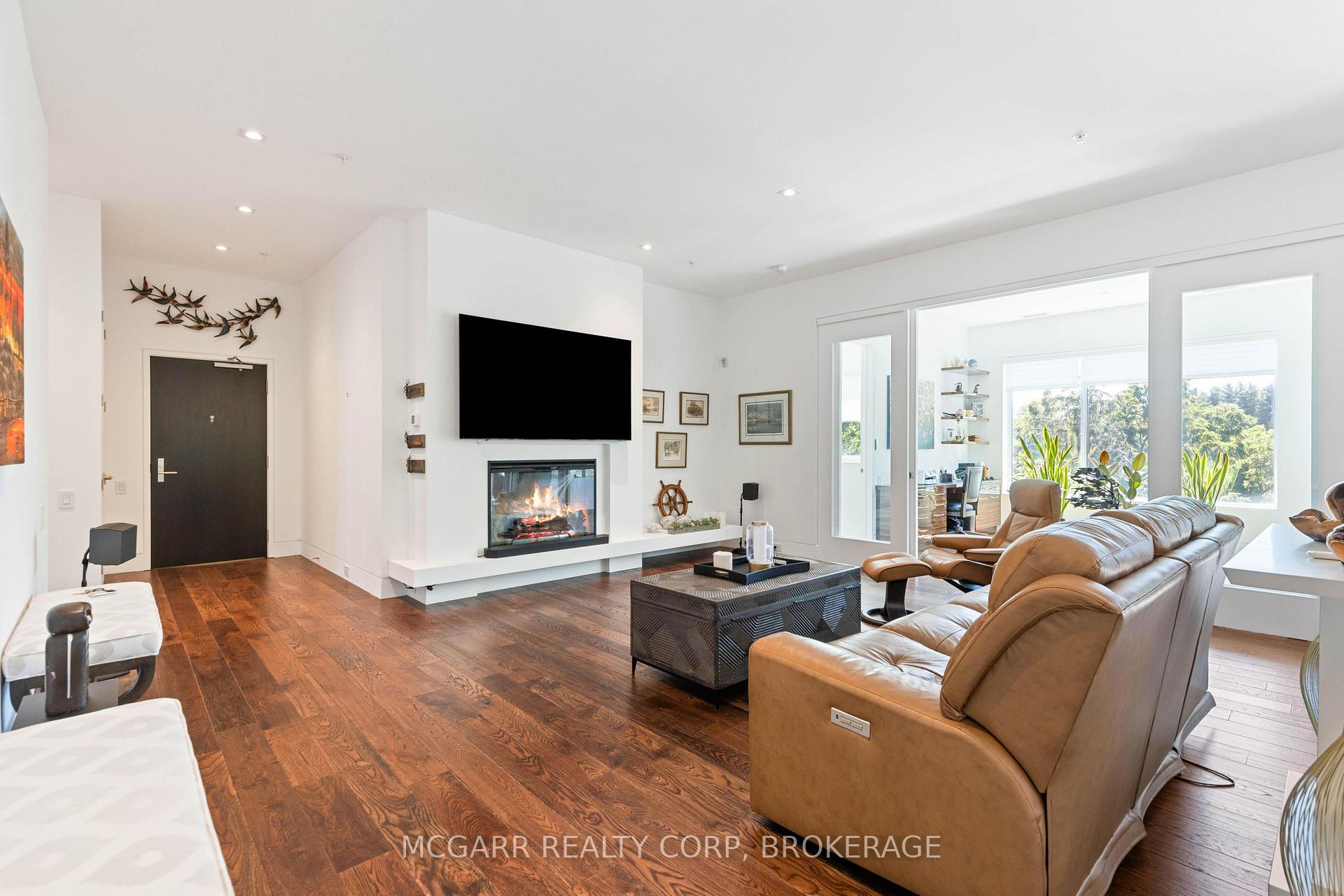 Photo 3 of Unit 401, 77 Yates Street, St. Catharines, Downtown — HOMEH