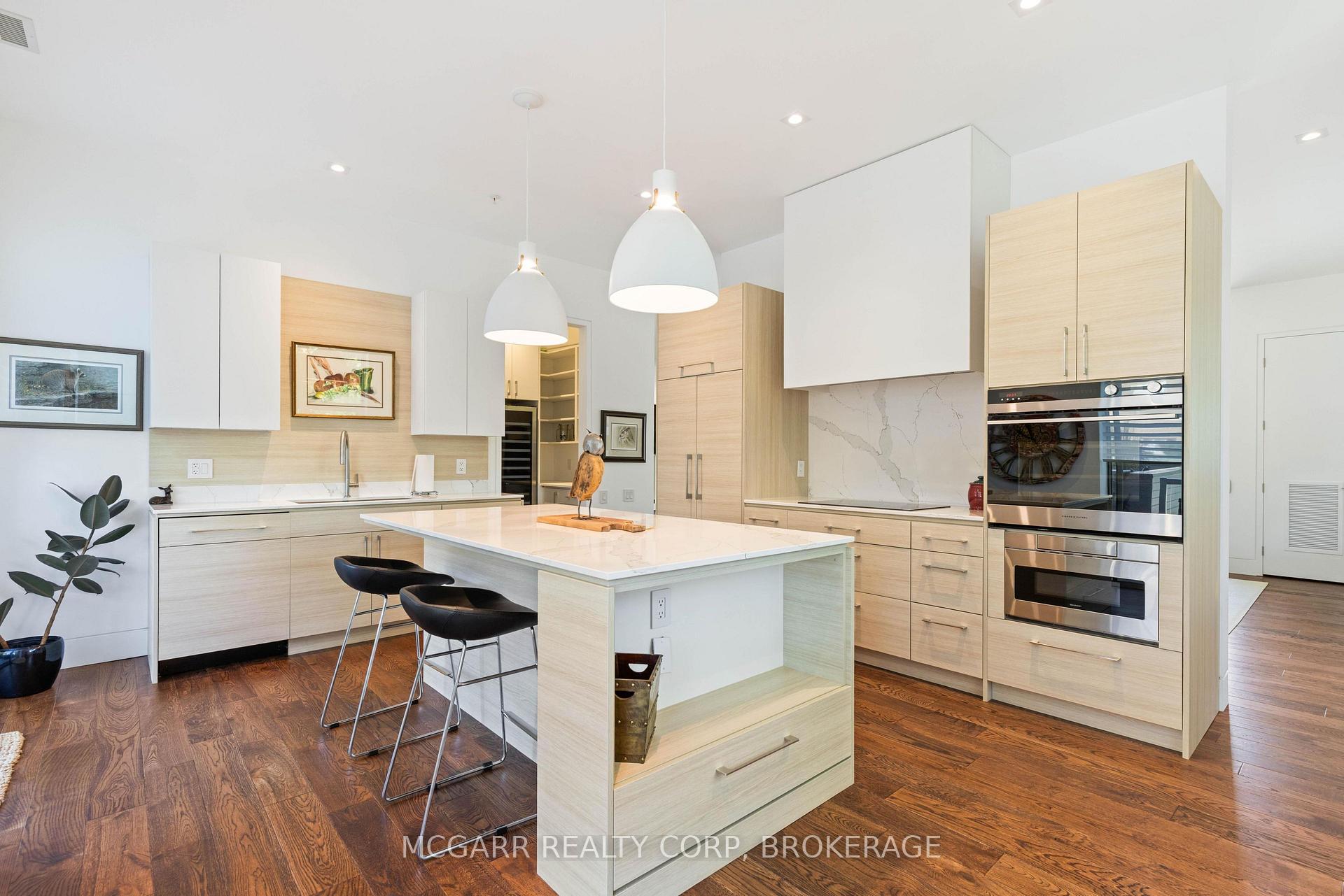 Photo 6 of Unit 401, 77 Yates Street, St. Catharines, Downtown — HOMEH