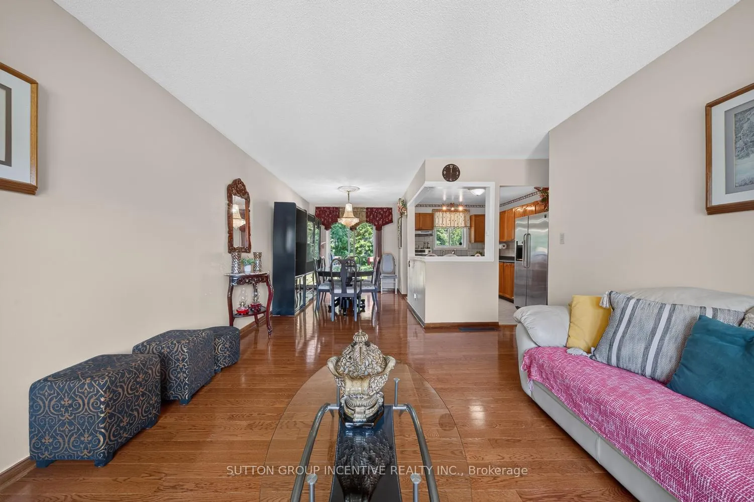 Photo 5 of 29 Korlea Crescent, Orillia — HOMEH