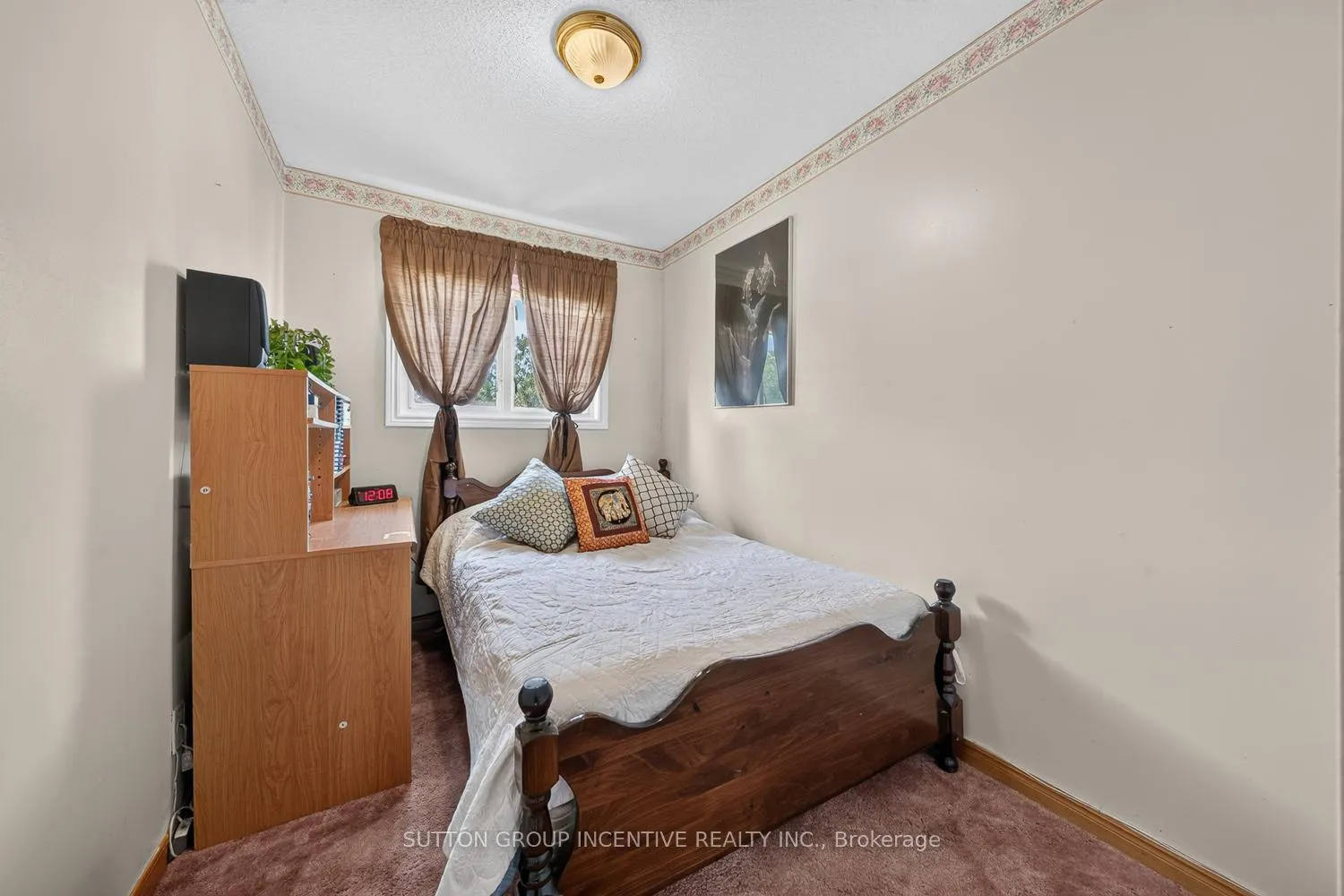 Photo 14 of 29 Korlea Crescent, Orillia — HOMEH