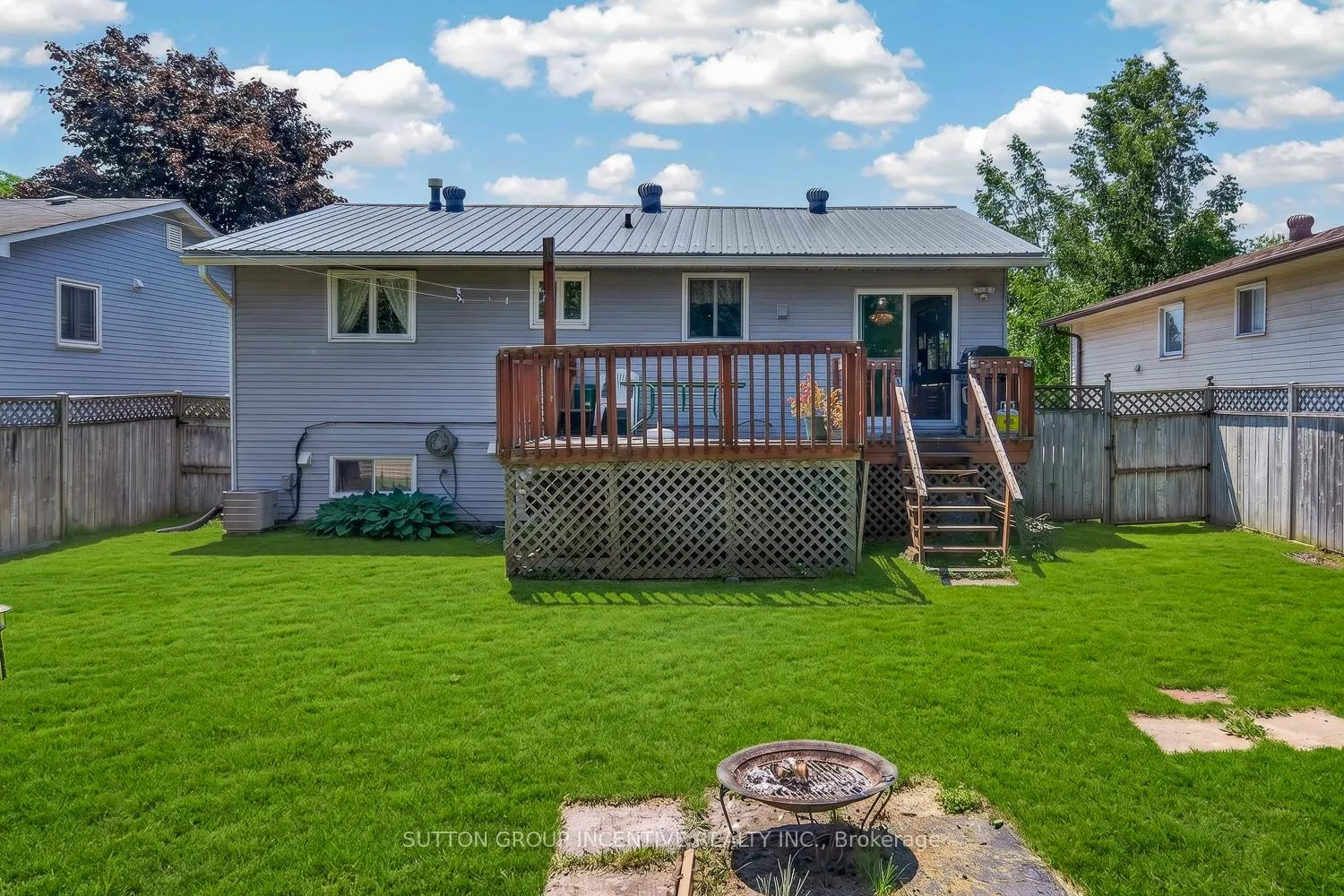 Photo 27 of 29 Korlea Crescent, Orillia — HOMEH