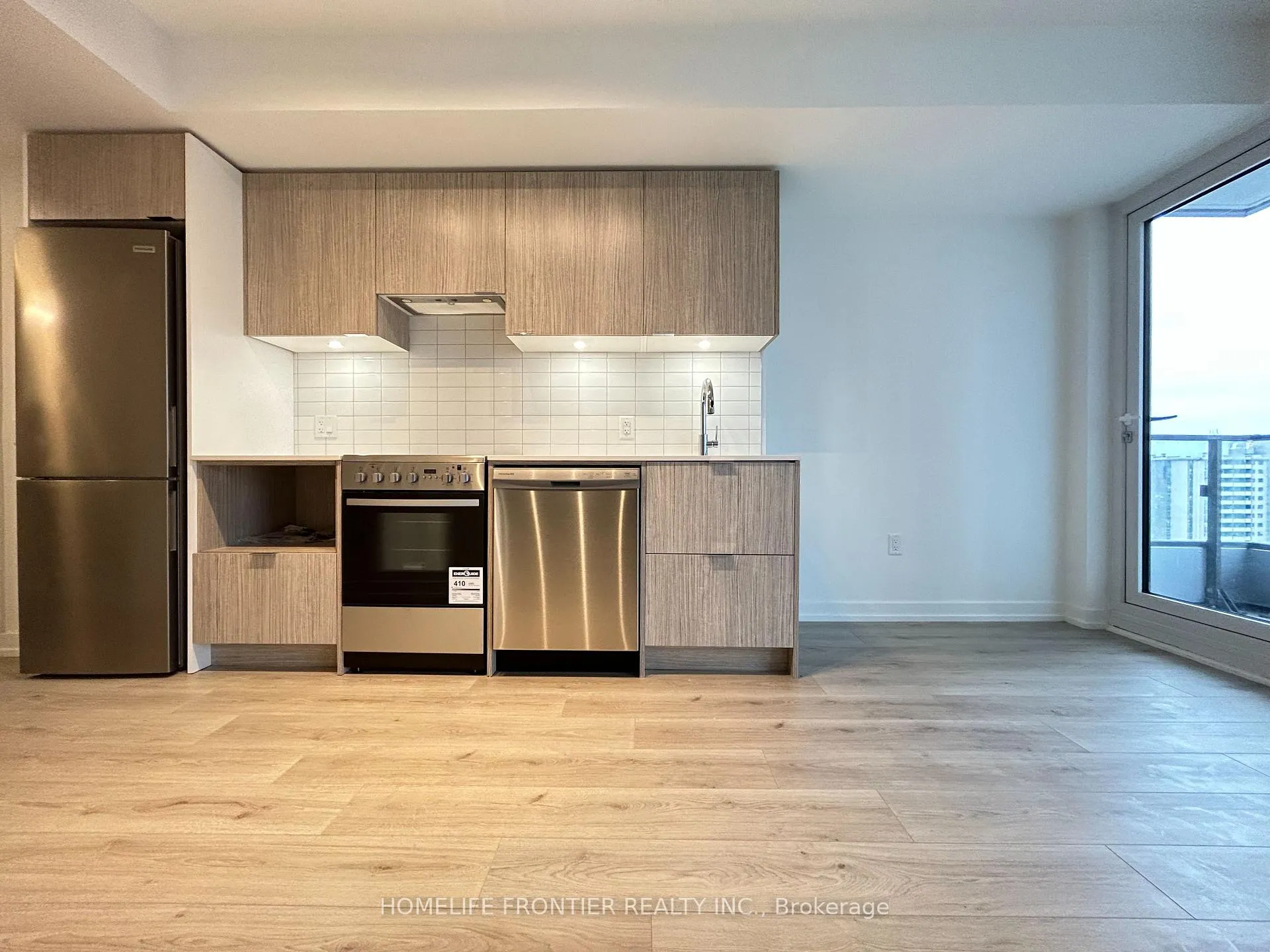 Photo 10 of Unit 1812, 395 Bloor Street E, Toronto, North St. James Town — HOMEH