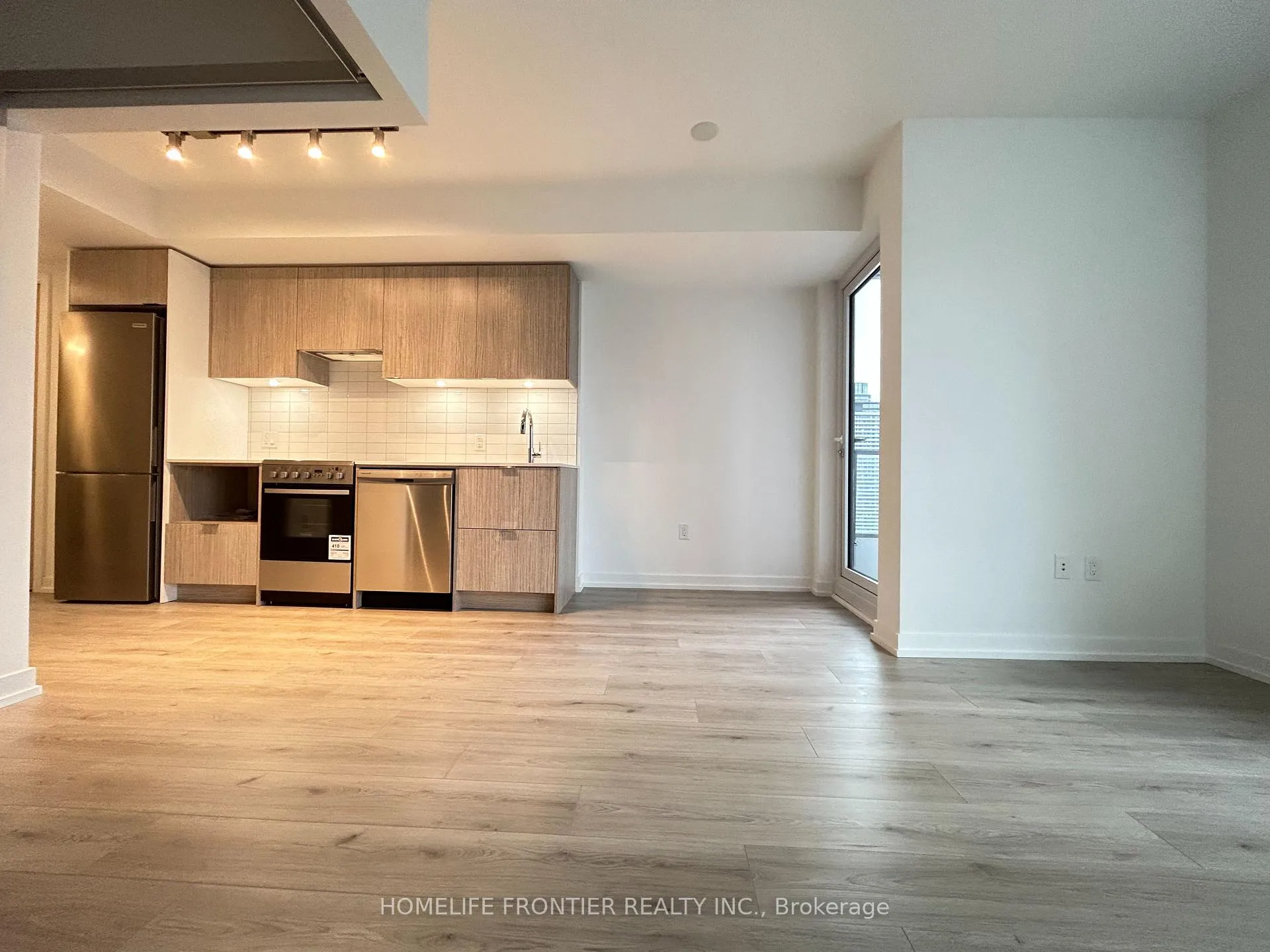 Photo 11 of Unit 1812, 395 Bloor Street E, Toronto, North St. James Town — HOMEH