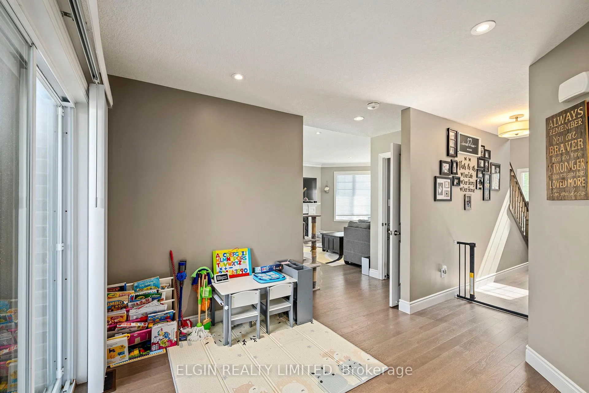 Photo 17 of 45 Brenmar Crescent, Central Elgin, Belmont — HOMEH