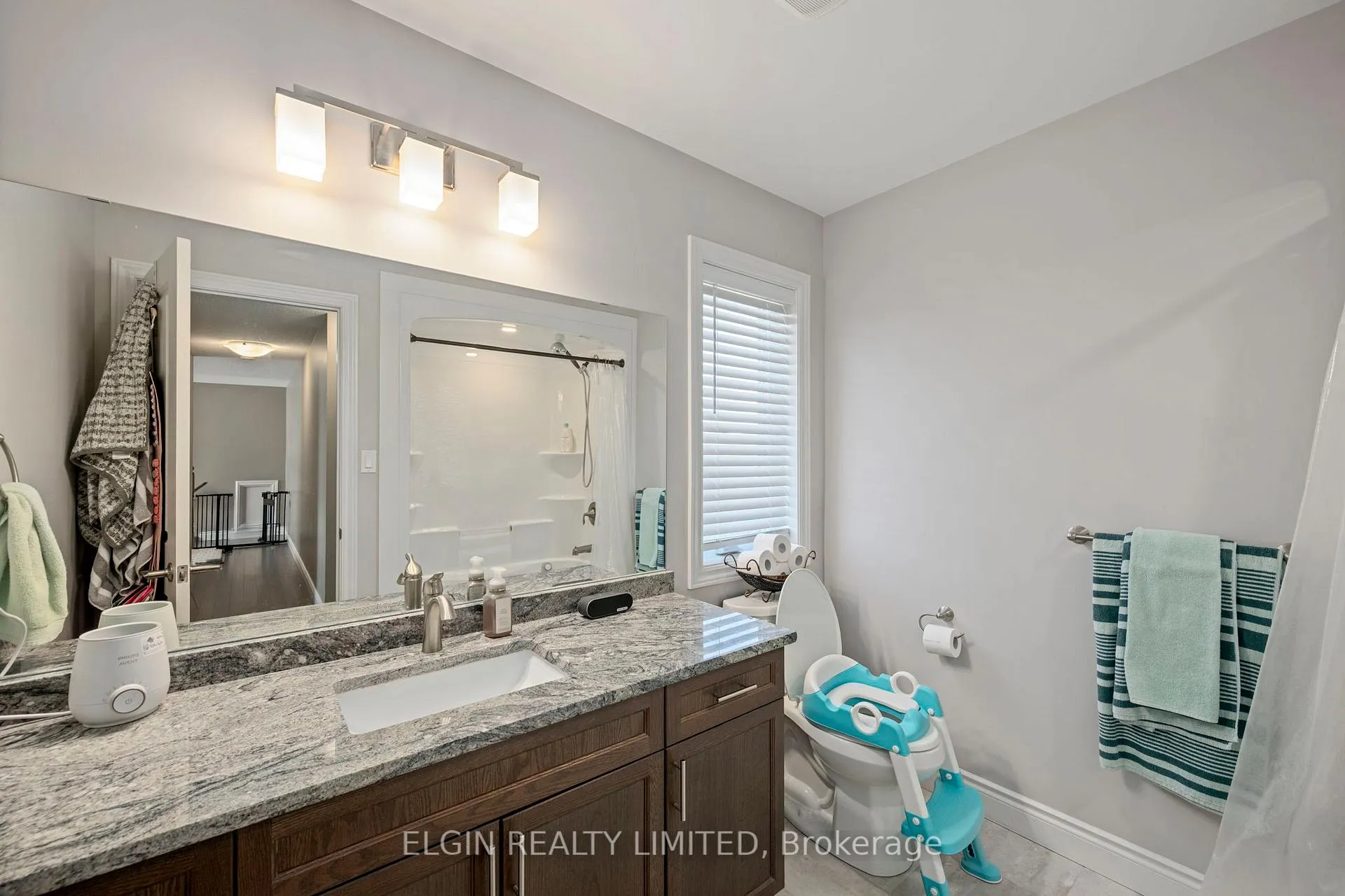 Photo 20 of 45 Brenmar Crescent, Central Elgin, Belmont — HOMEH