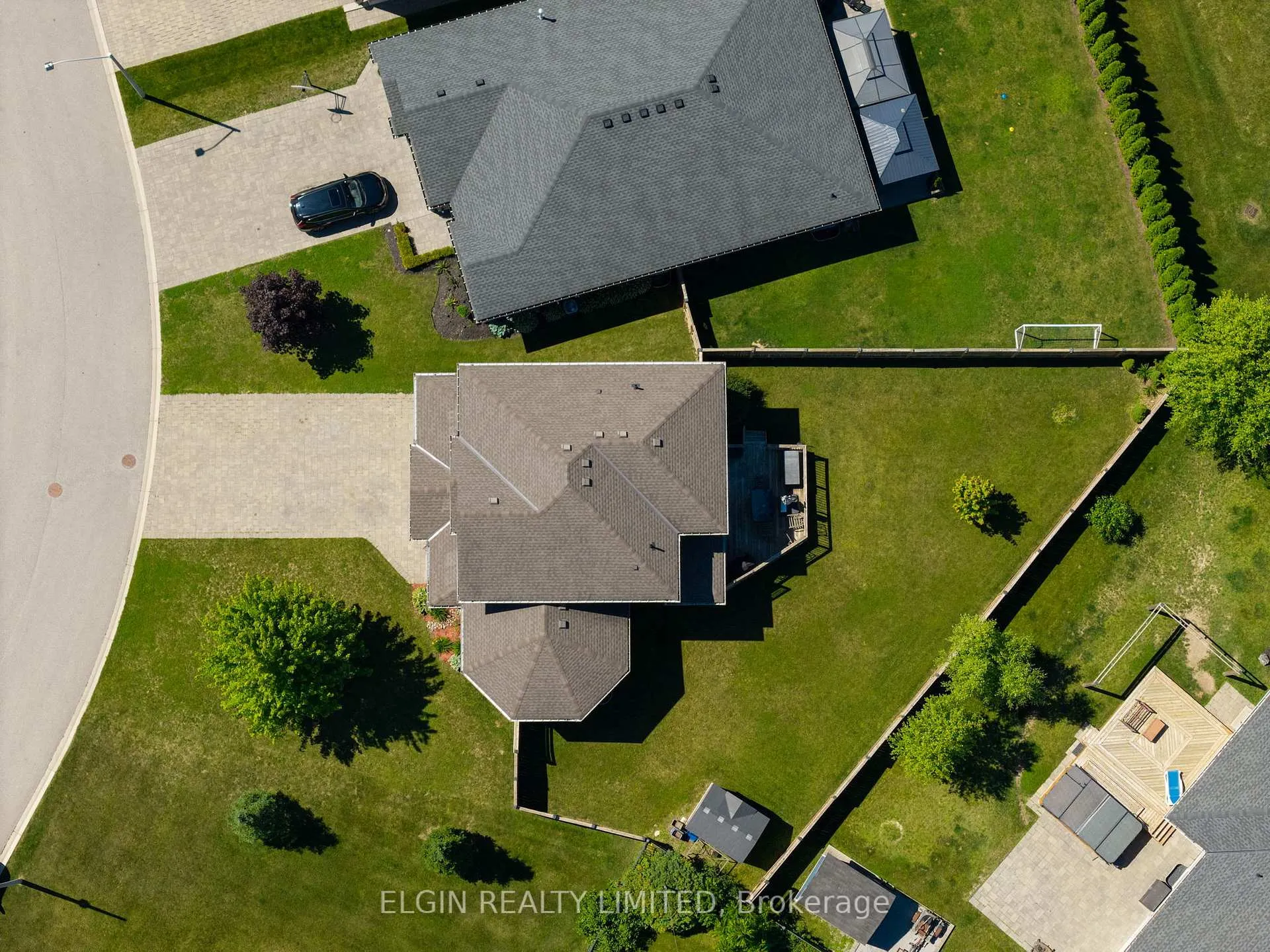 Photo 33 of 45 Brenmar Crescent, Central Elgin, Belmont — HOMEH