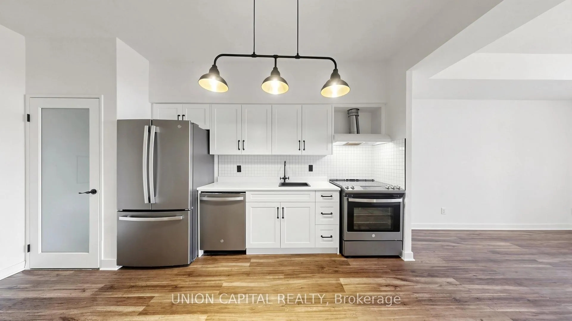 Photo 5 of Unit 210, 1375 Dupont Street, Toronto, Dovercourt-Wallace Emerson-Junction — HOMEH