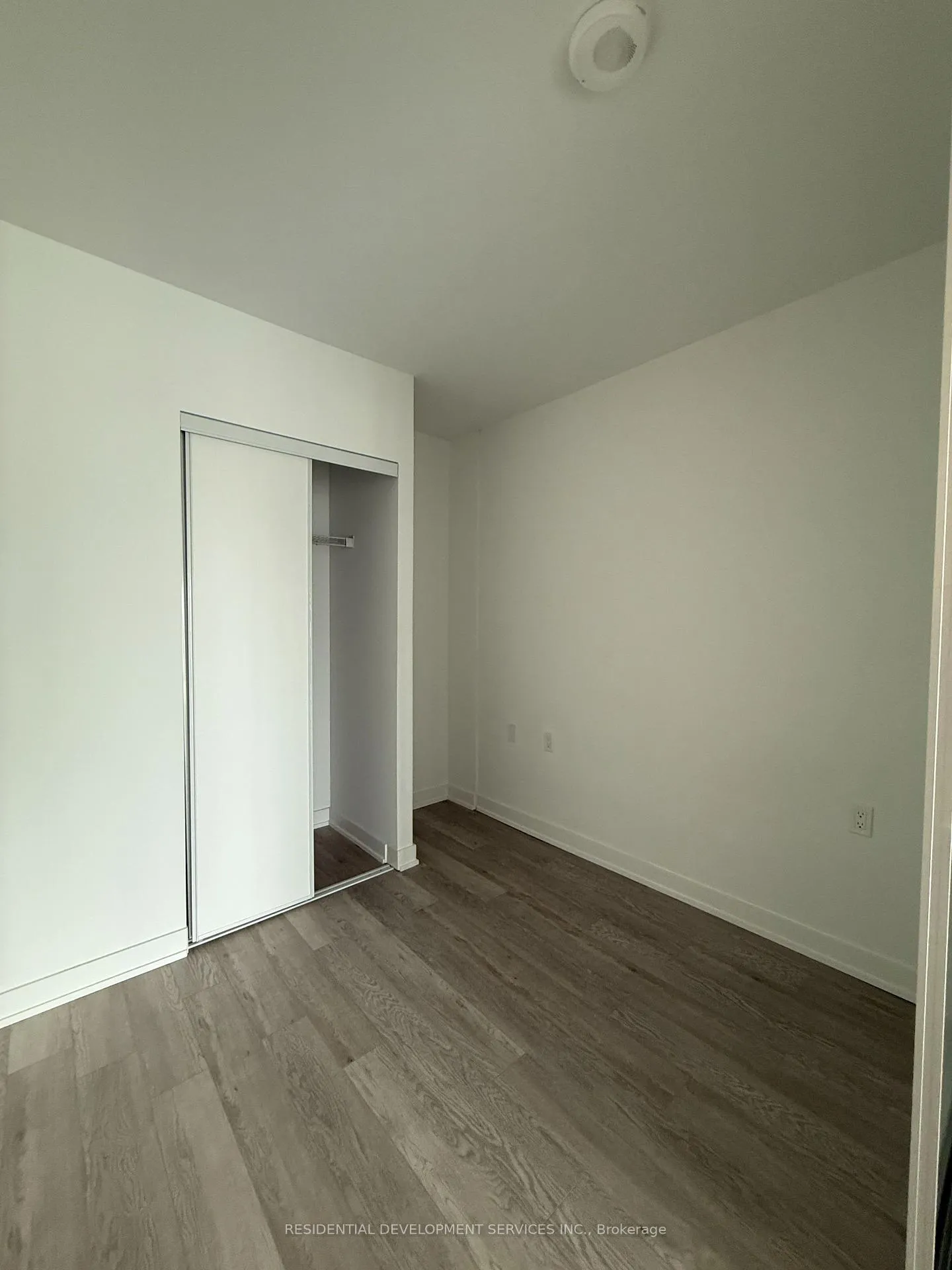 Photo 9 of Unit 1007, 88 Queen Street, Toronto, Church-Yonge Corridor — HOMEH