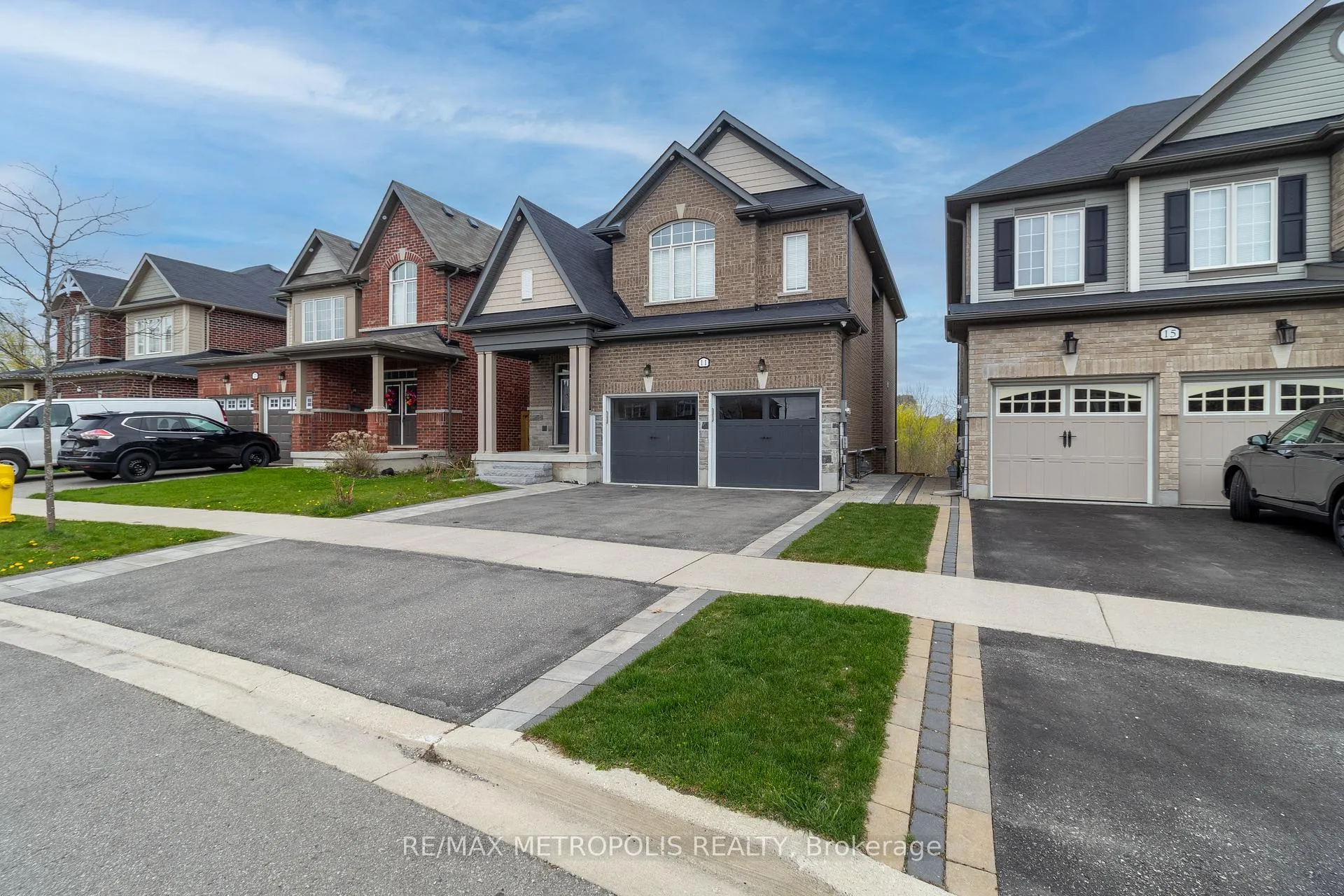 Photo 2 of Unit BSMT, 11 Purdy Place, Clarington, Bowmanville — HOMEH