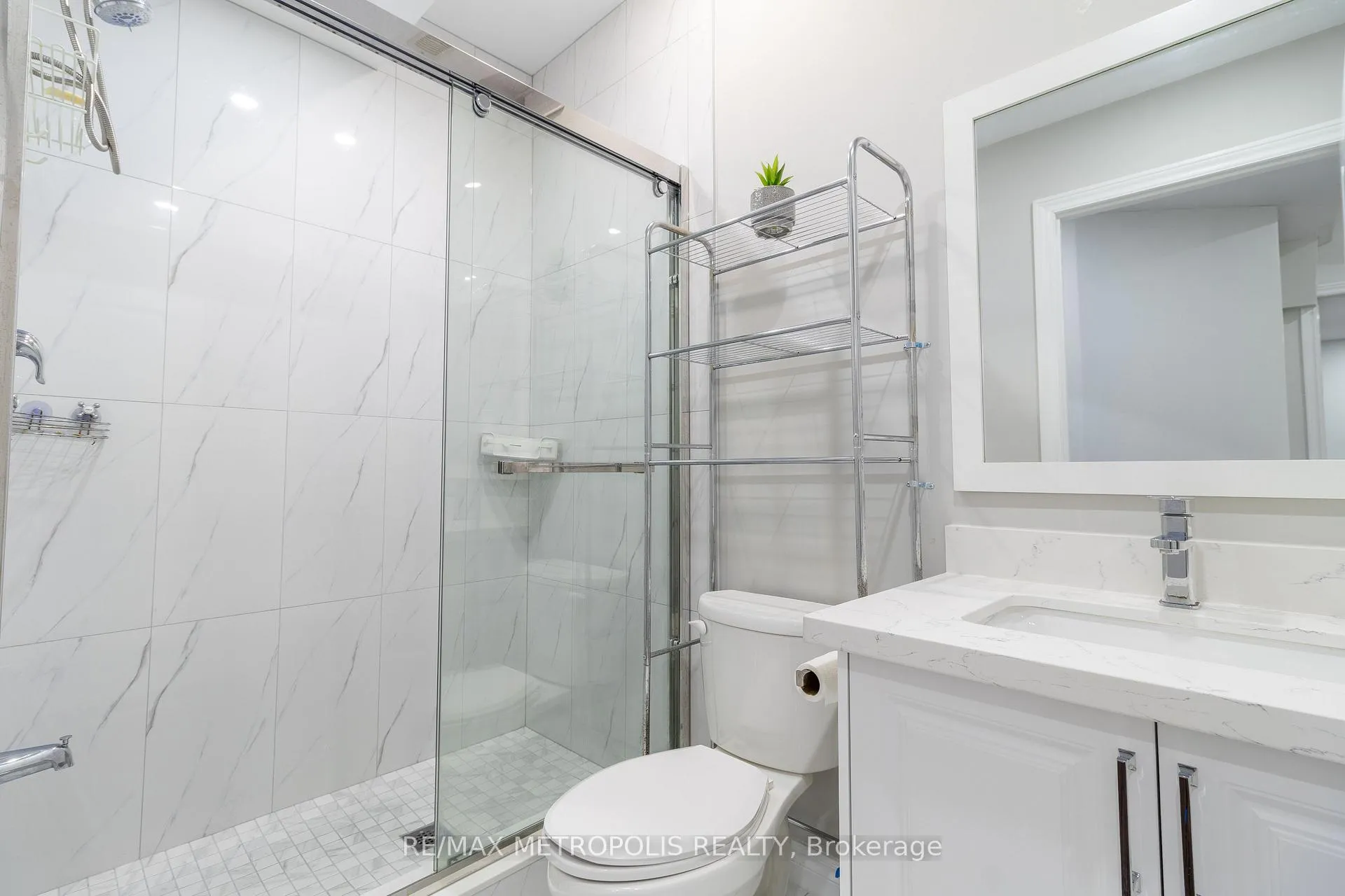 Photo 15 of Unit BSMT, 11 Purdy Place, Clarington, Bowmanville — HOMEH