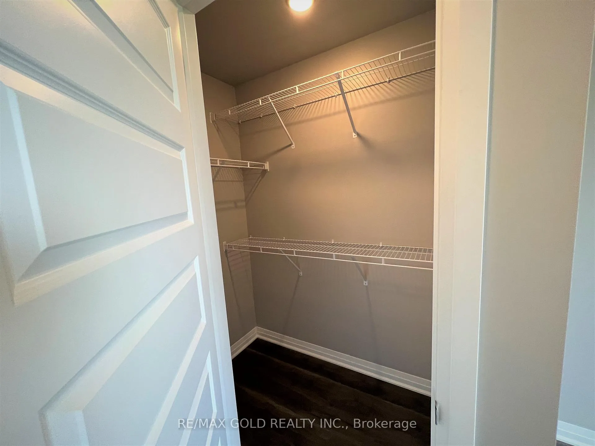 Photo 17 of Unit 215, 50 Kaitting Trail, Oakville, Glenorchy — HOMEH