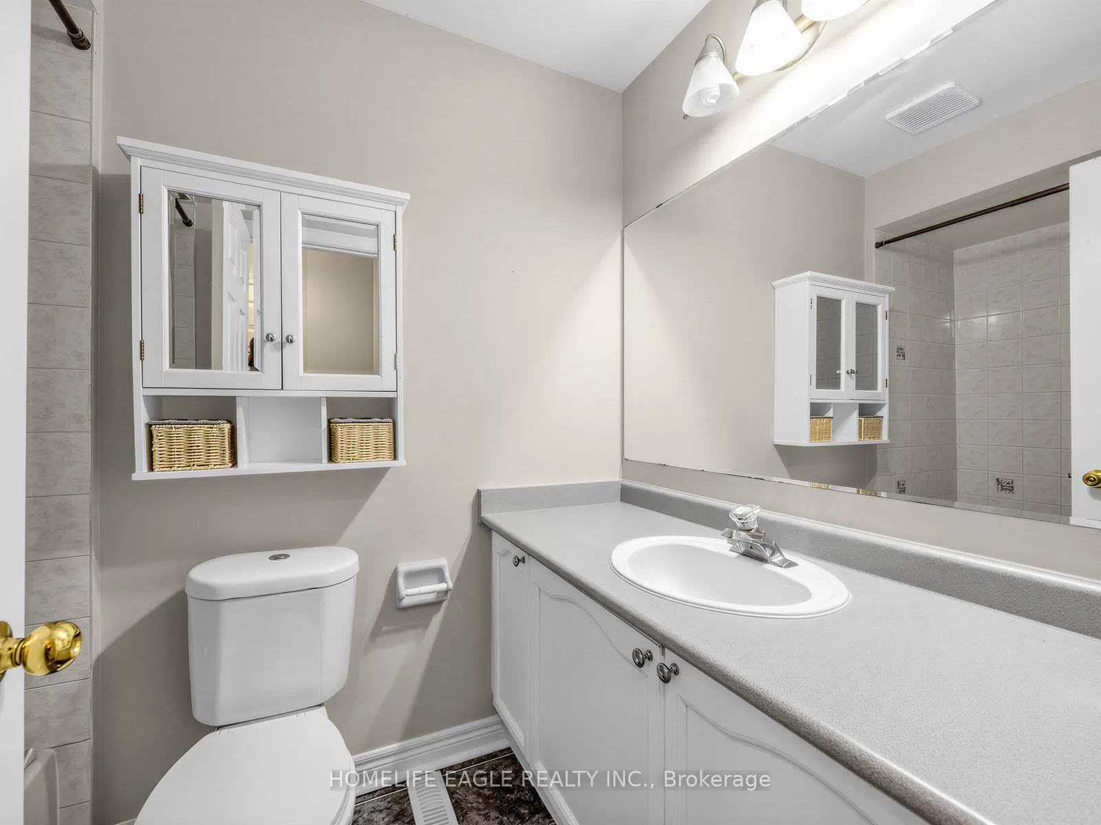 Photo 24 of 101 Downey Circle, Aurora, Bayview Wellington — HOMEH