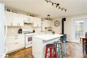 Photo 11 of 435 Napier Street, Collingwood — HOMEH