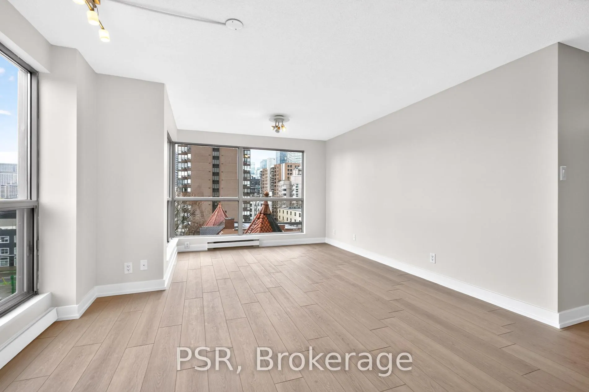 Photo 7 of Unit 506, 298 Jarvis Street, Toronto, Church-Yonge Corridor — HOMEH
