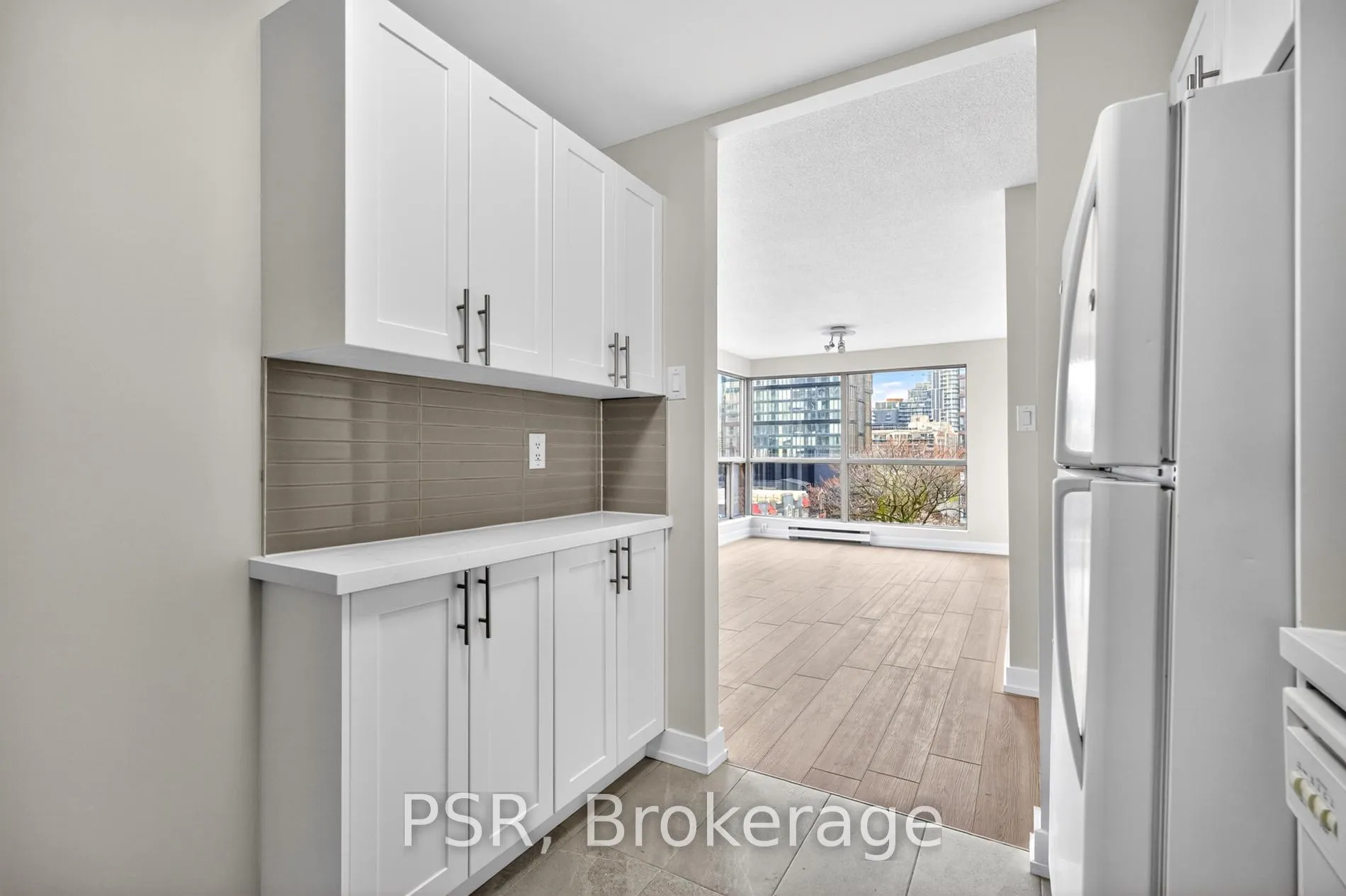 Photo 15 of Unit 506, 298 Jarvis Street, Toronto, Church-Yonge Corridor — HOMEH